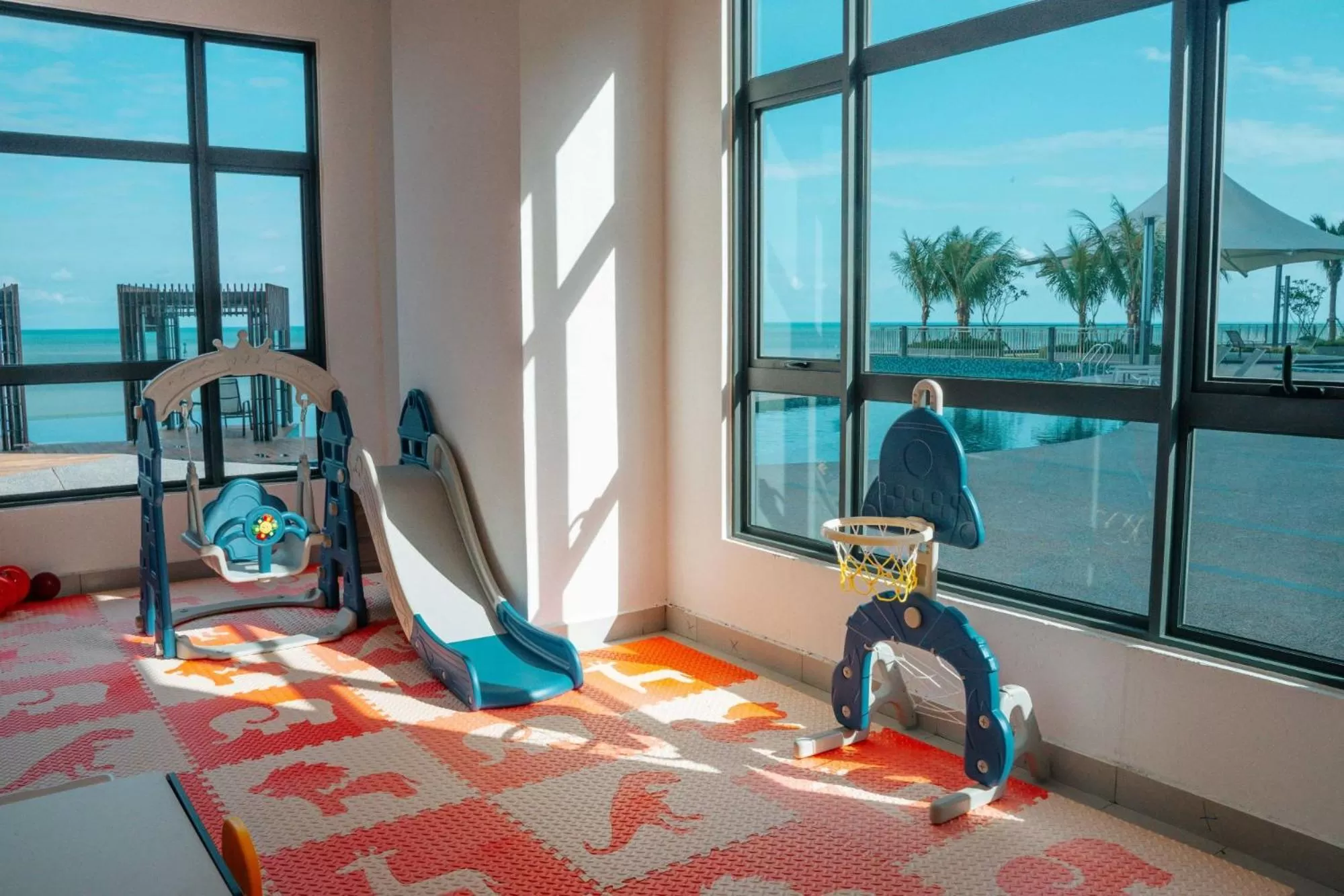 Children play ground in Swiss-Belhotel Kuantan