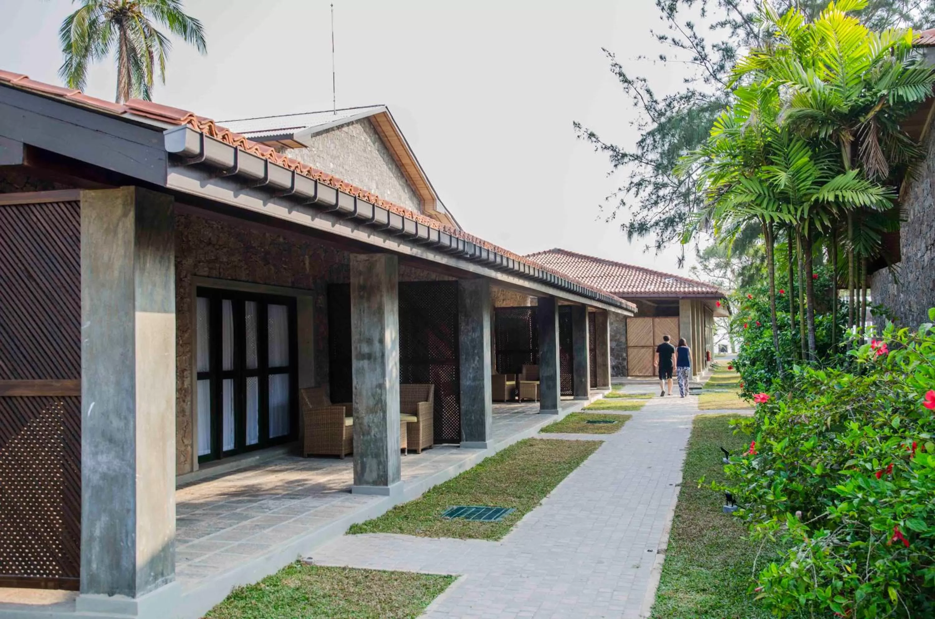 Garden in Regenta Arie Lagoon Negombo