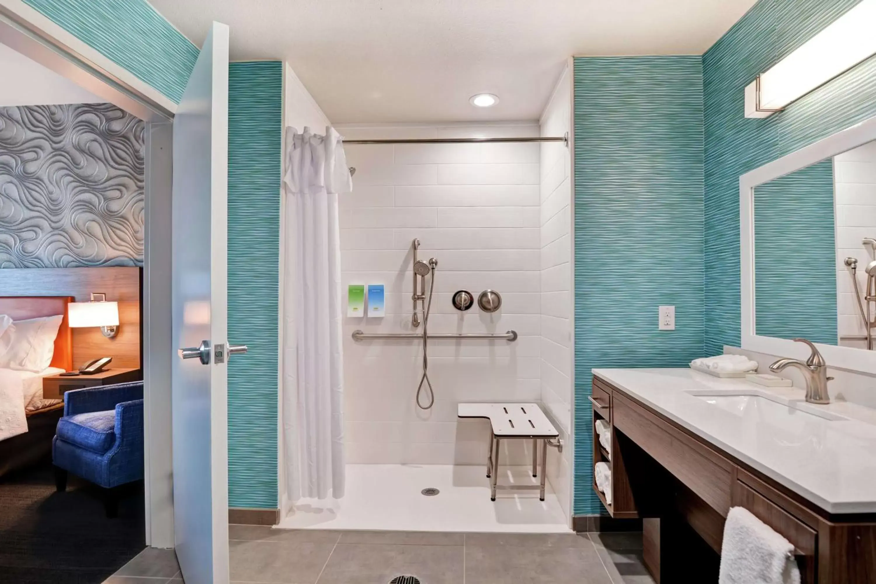 Bathroom in Home2 Suites By Hilton McKinney