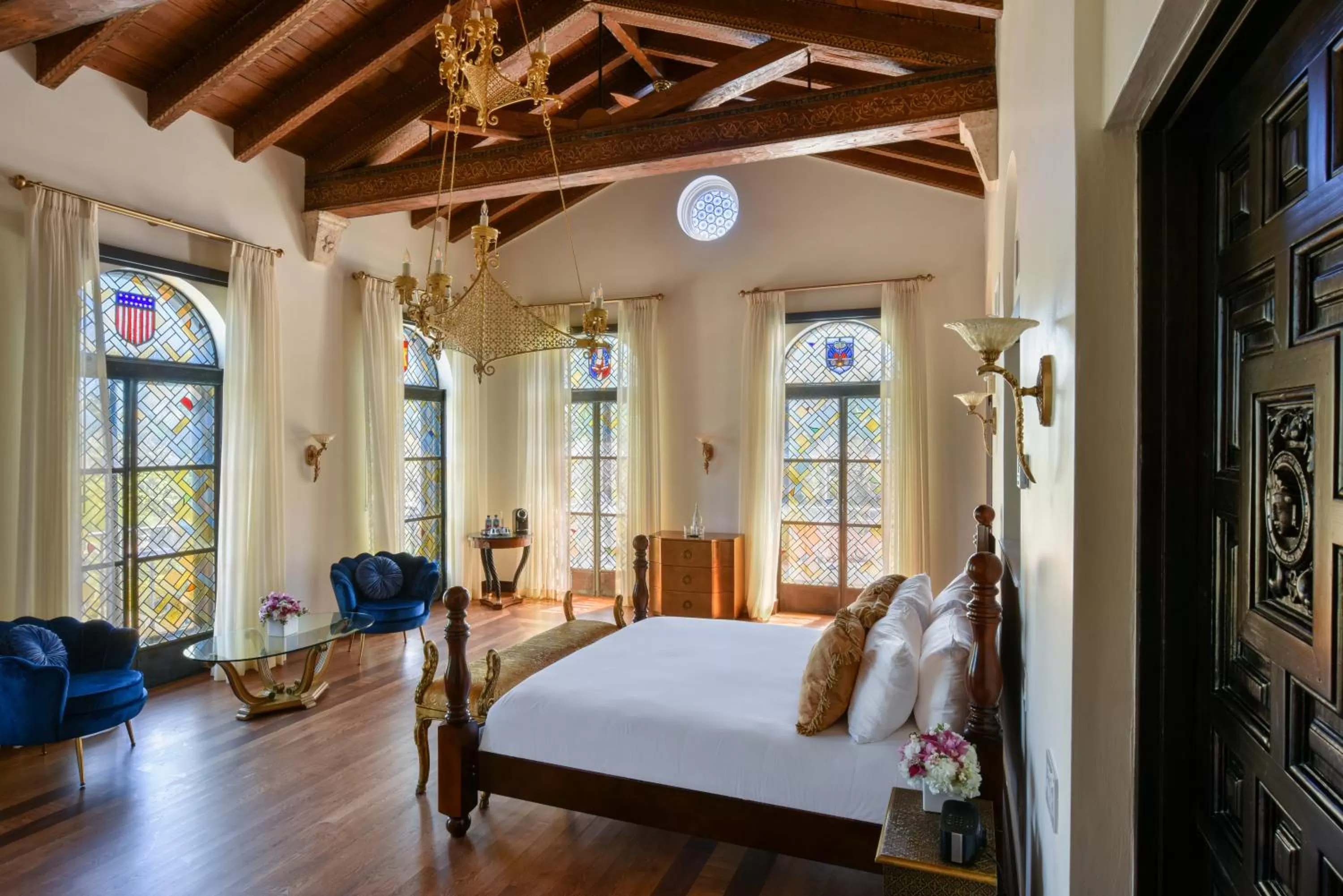 Bedroom, Bed in The Villa Casa Casuarina