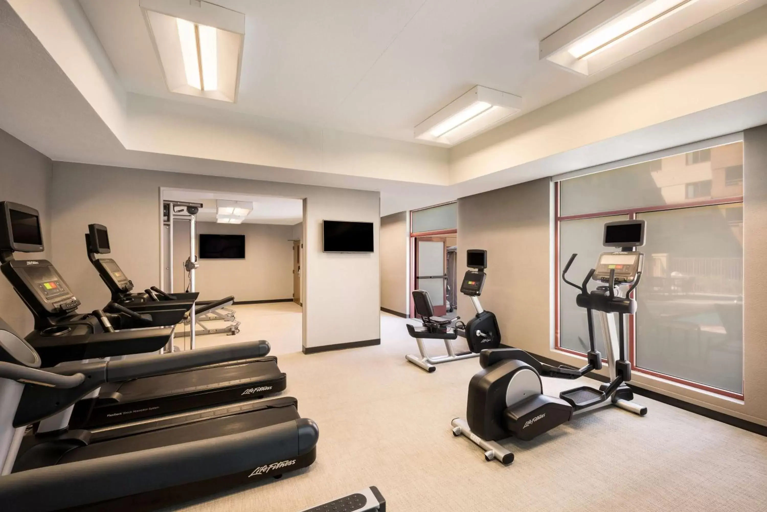 Fitness centre/facilities, Fitness Center/Facilities in Sonesta Select San Jose Airport