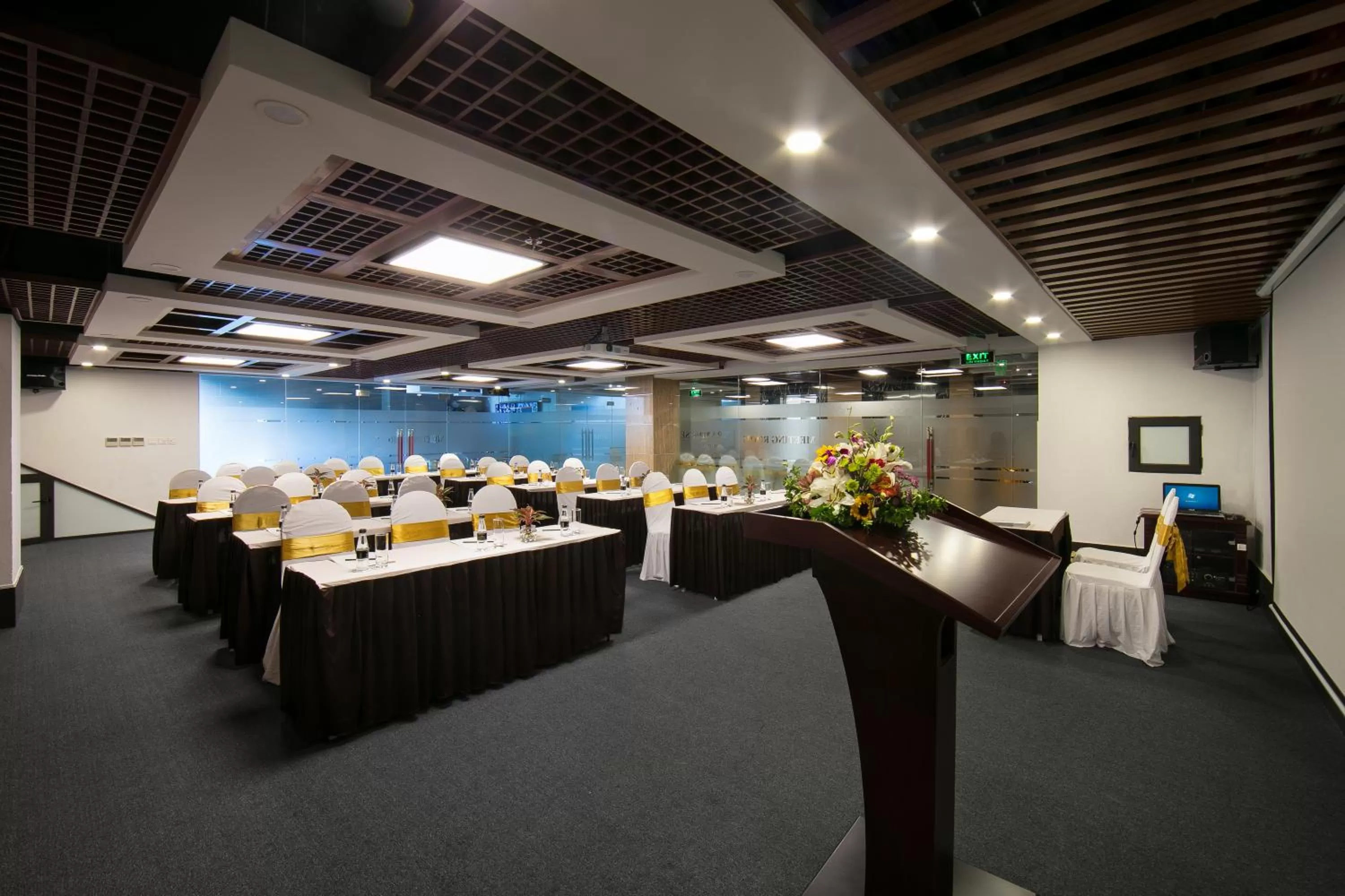 Business facilities in Grandiose Hotel & Spa