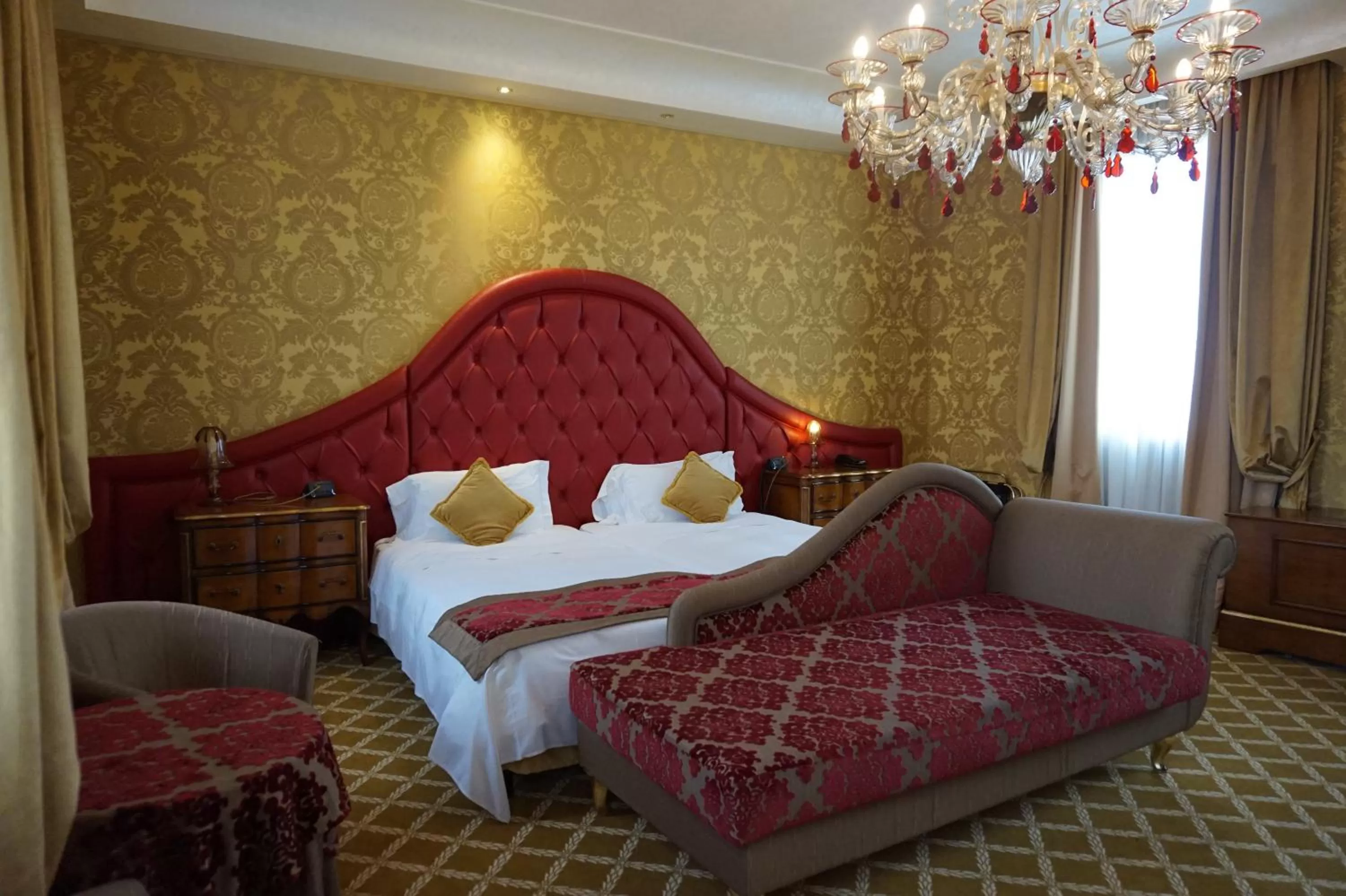 Bed in Pesaro Palace