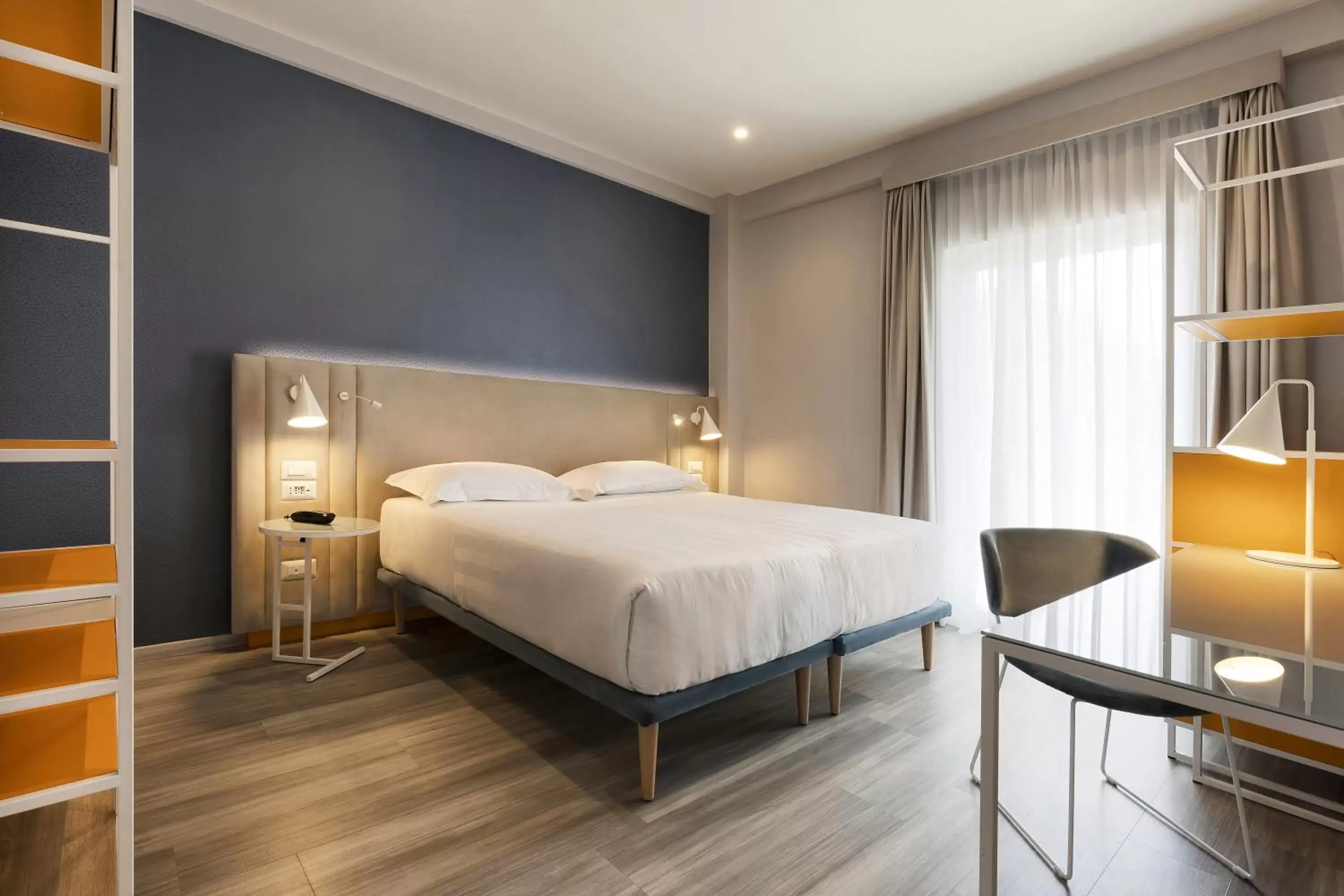 Standard Double or Twin Room with Balcony in Adesso Hotel Standard Double or Twin Room with Balcony in Adesso Hotel