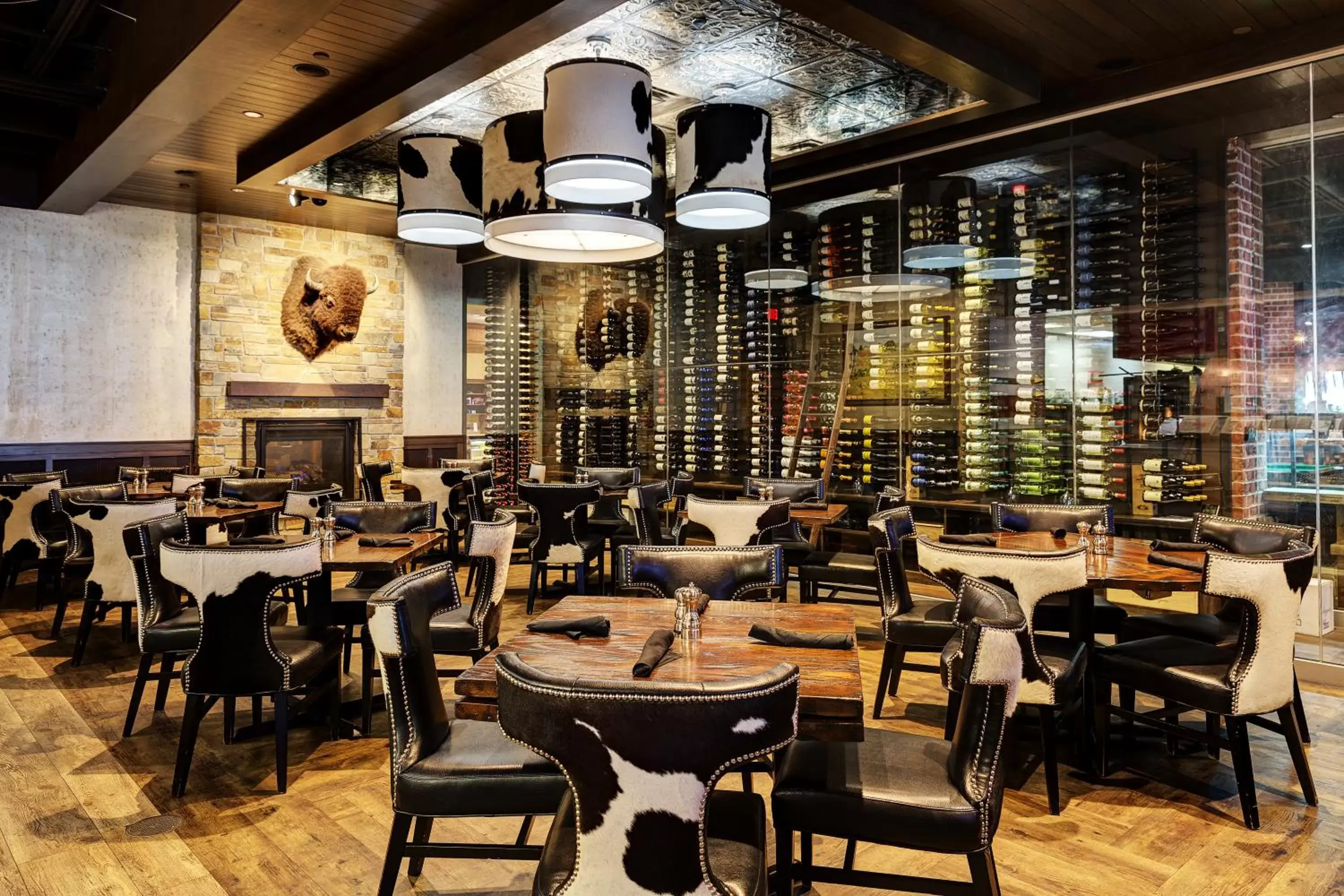 Restaurant/places to eat in El Rancho Hotel Restaurant/places to eat in El Rancho Hotel