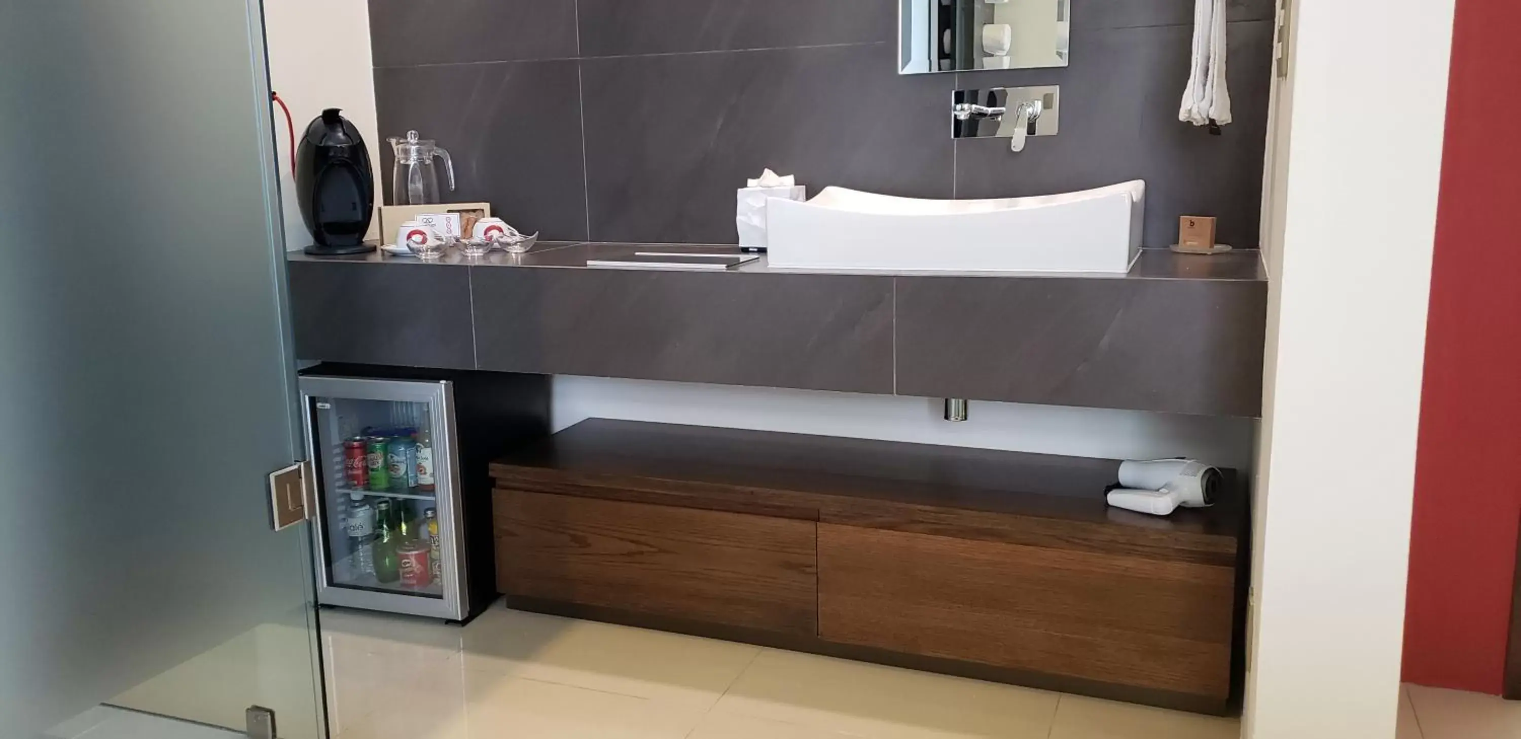 Bathroom, Kitchen/Kitchenette in Marialicia Suites, Hotel Boutique