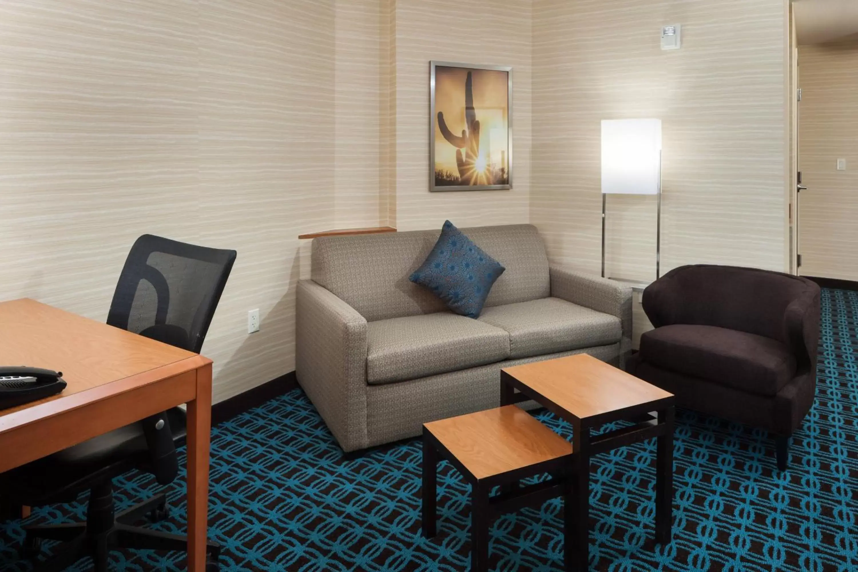Living room, Seating Area in Fairfield Inn and Suites Phoenix Chandler Fashion Center