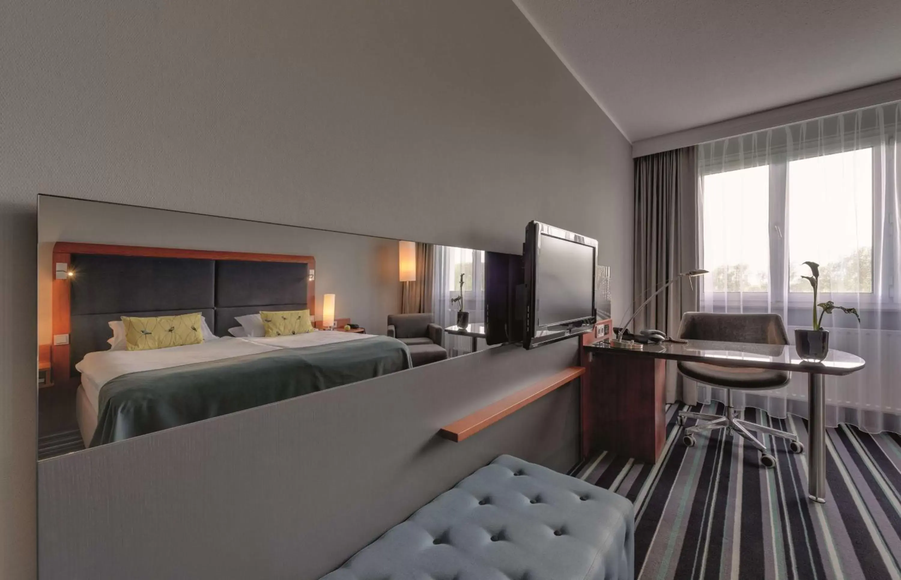 Superior Double or Twin Room in Radisson Blu Hotel Dortmund Superior Double or Twin Room in Radisson Blu Hotel Dortmund