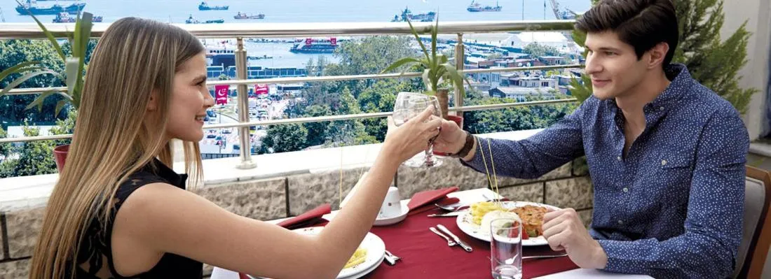 Drinks in Marmara Place Old City Hotel