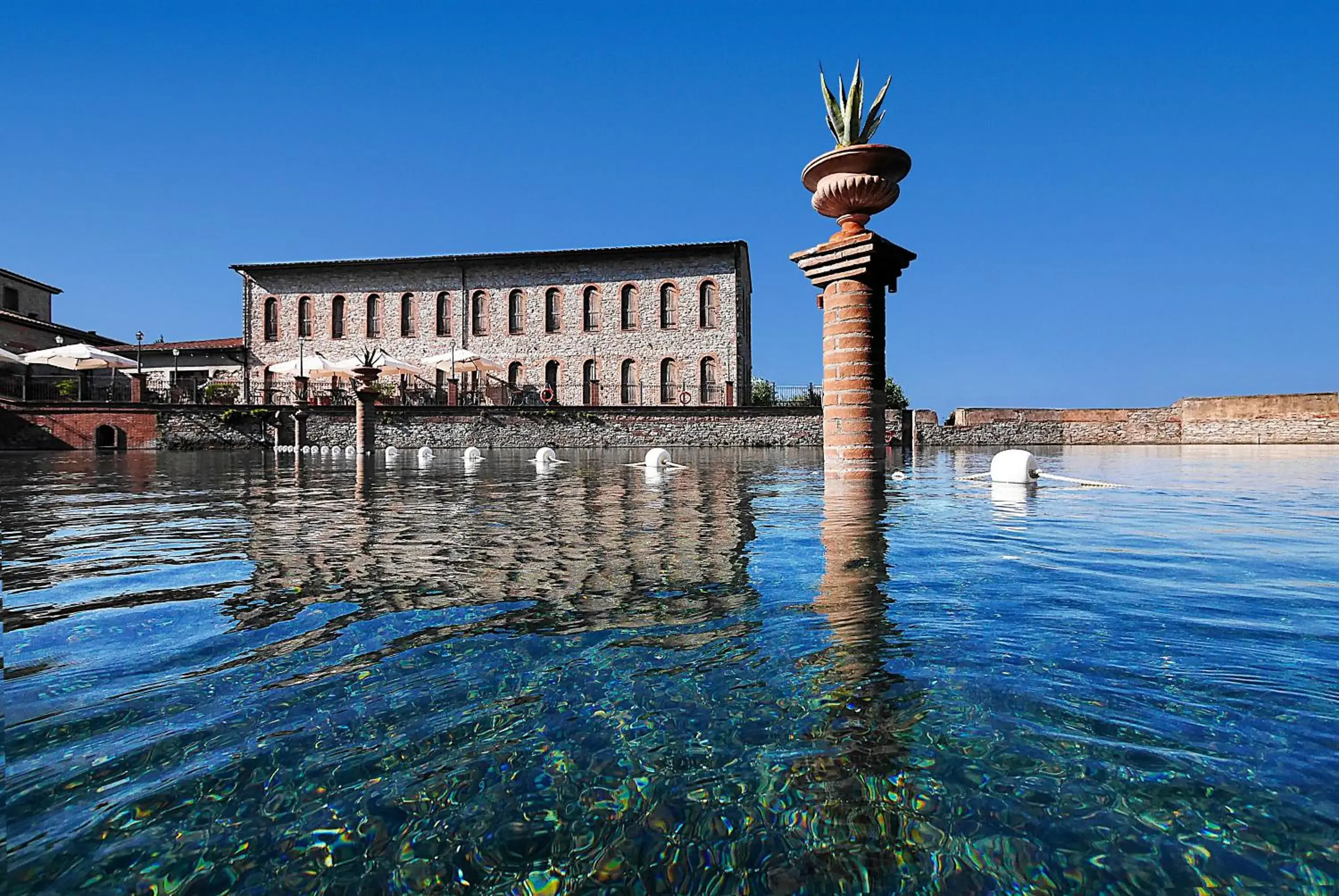 Hot Spring Bath, Property Building in Calidario Terme Etrusche
