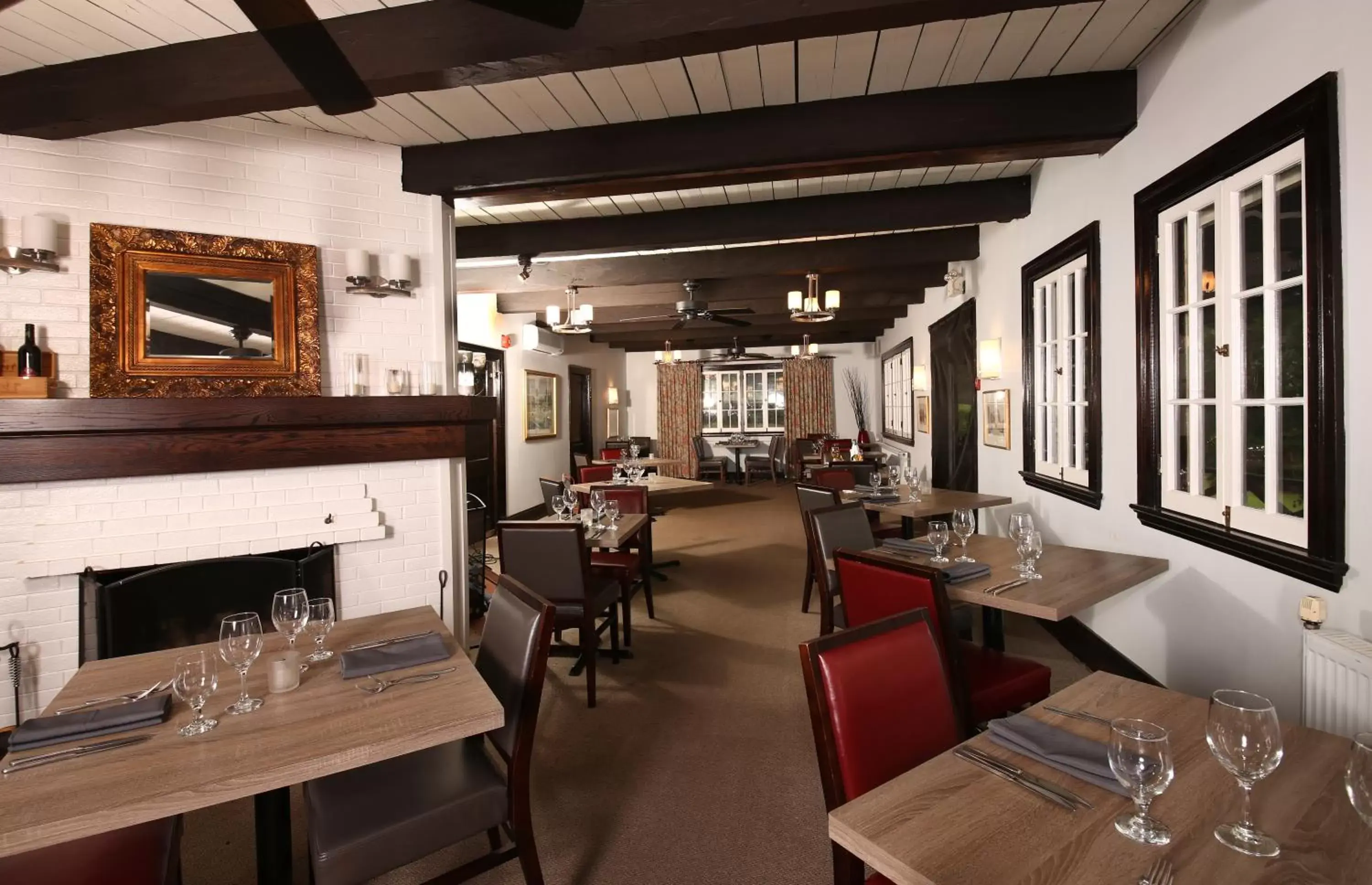 Dining area, Restaurant/Places to Eat in Sir Sam's Inn & Spa