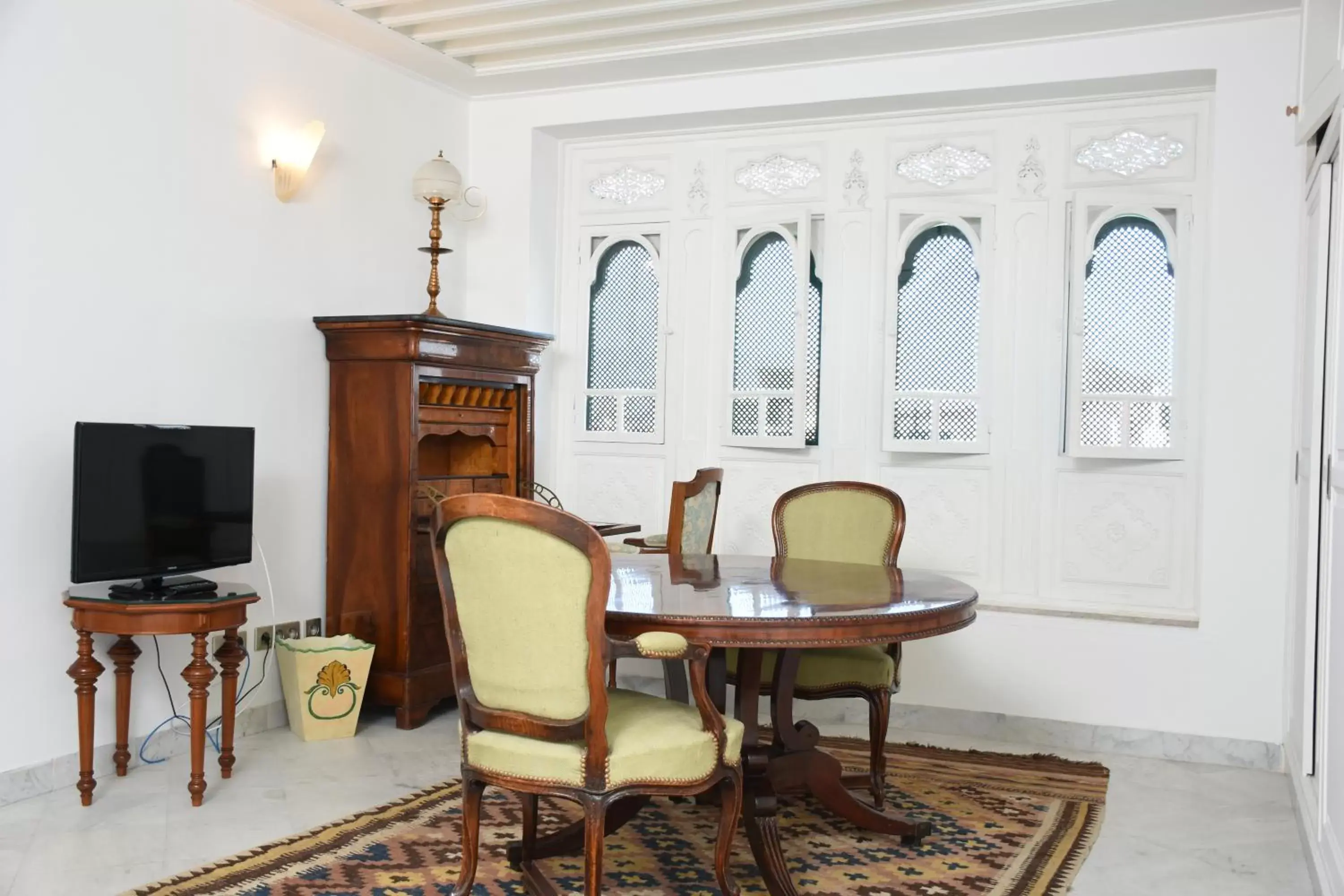 Seating area, TV/Entertainment Center in Palais Bayram