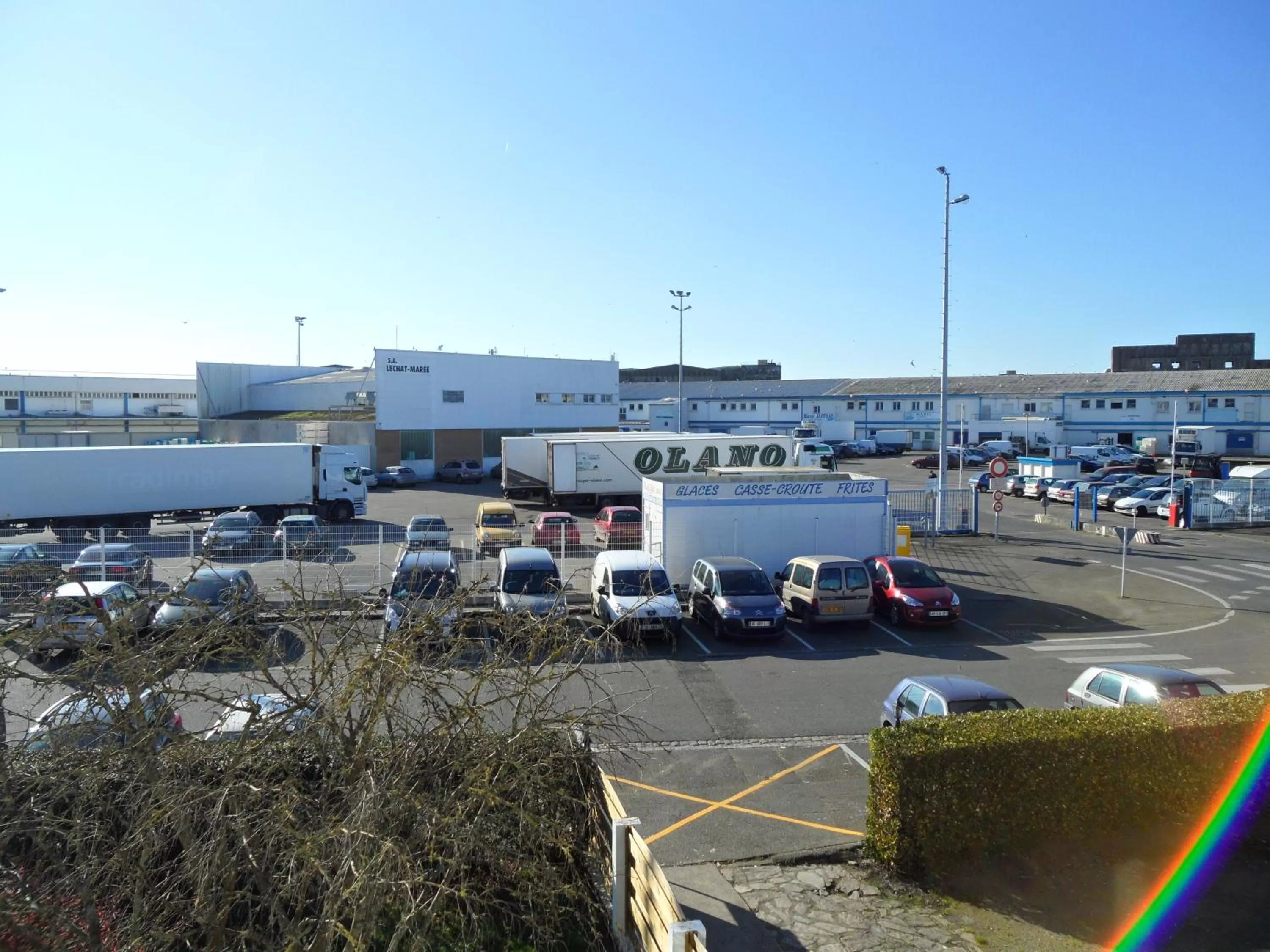 Area and facilities in Hôtel Les Gens De Mer Lorient by Popinns