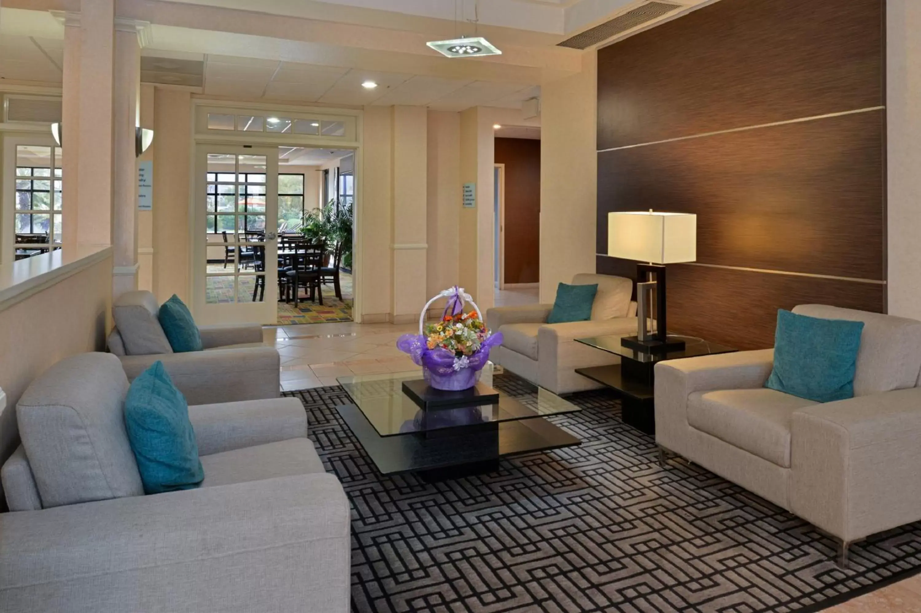 Lobby or reception, Seating Area in Hampton Inn & Suites Cathedral City