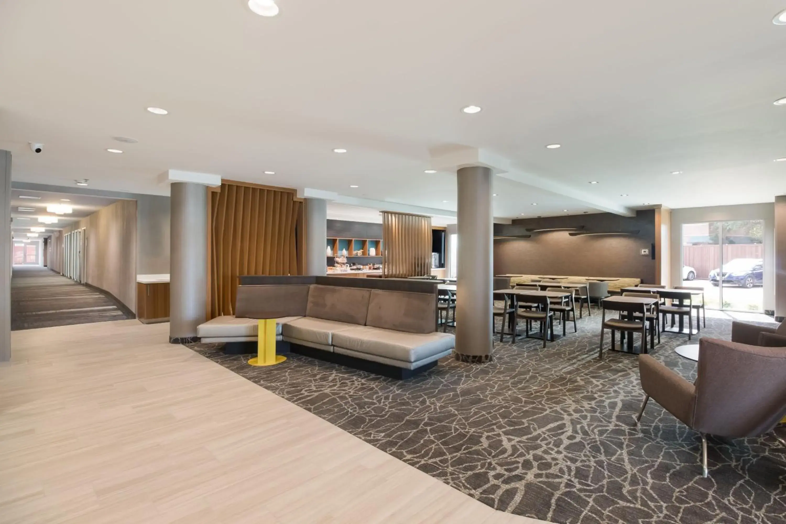 Lobby or reception in SpringHill Suites by Marriott Dallas NW Highway at Stemmons / I-35East