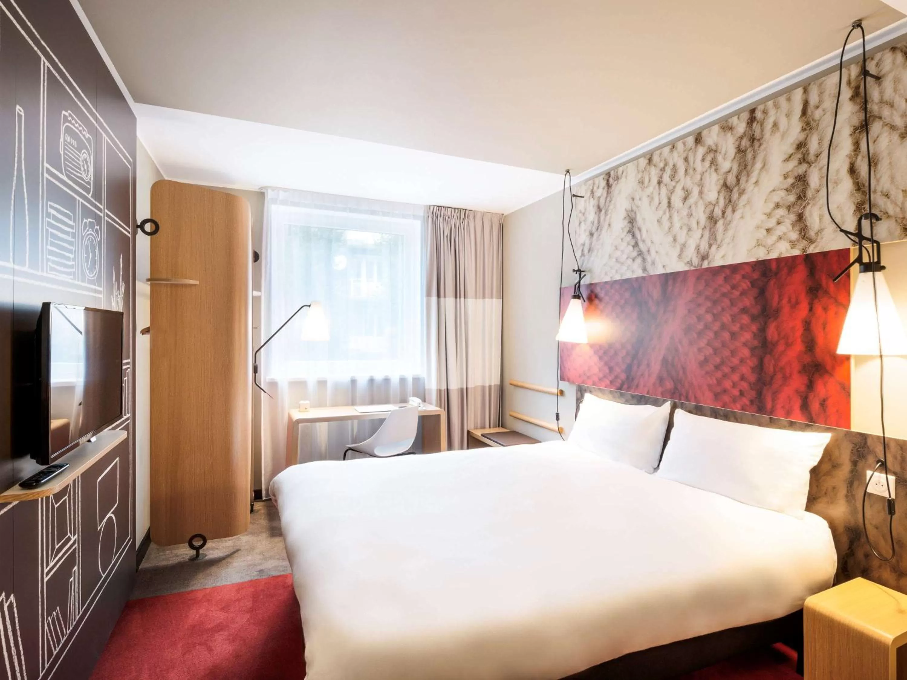 Toilet, Bed in Ibis Gdansk Stare Miasto