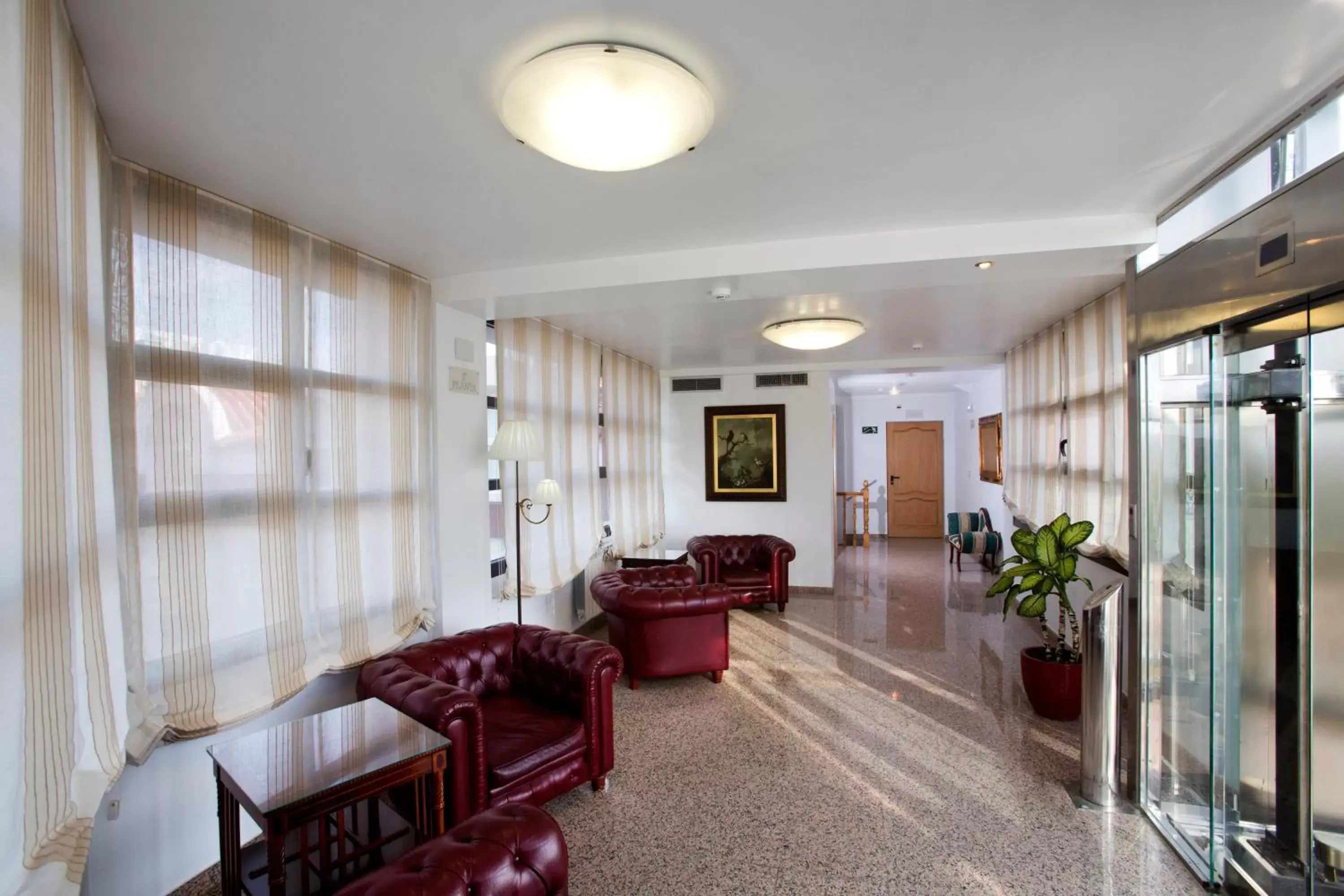 Day, Seating Area in Hotel Marivella