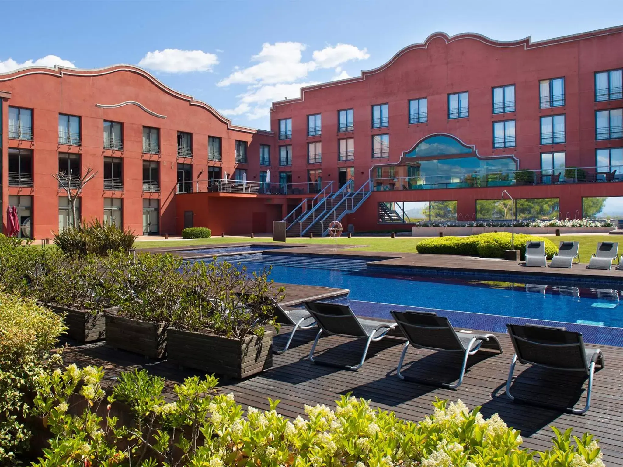 Swimming Pool in Hotel Barcelona Golf Resort 4 Sup