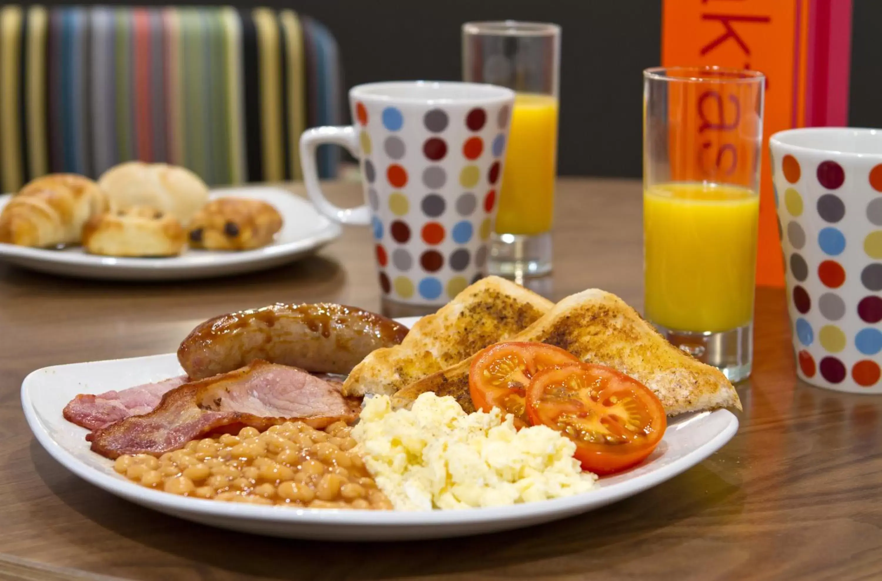 Food and drinks, Breakfast in Sleeperz Hotel Newcastle