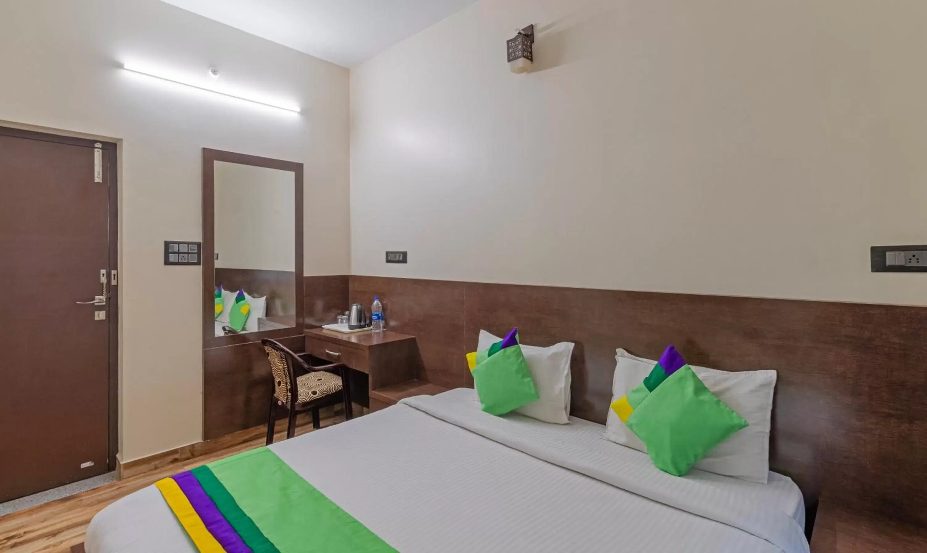 Bed in Treebo Pranav Park Bed in Treebo Pranav Park