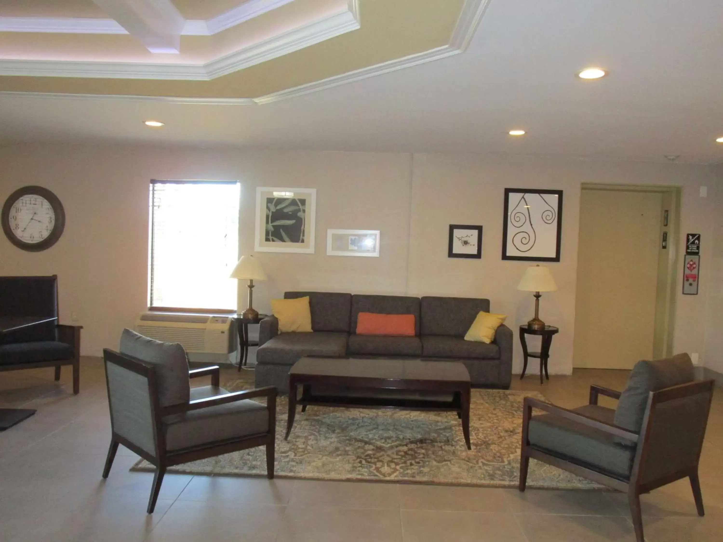 Lobby or reception, Seating Area in Country Inn & Suites by Radisson, Greenville, NC