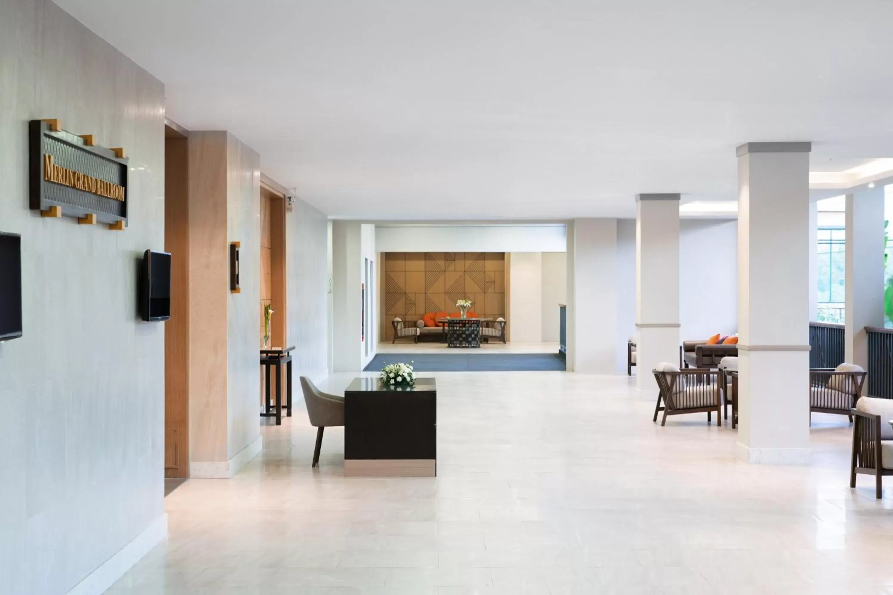 Meeting/conference room, Seating Area in Le Meridien Khao Lak Resort & Spa