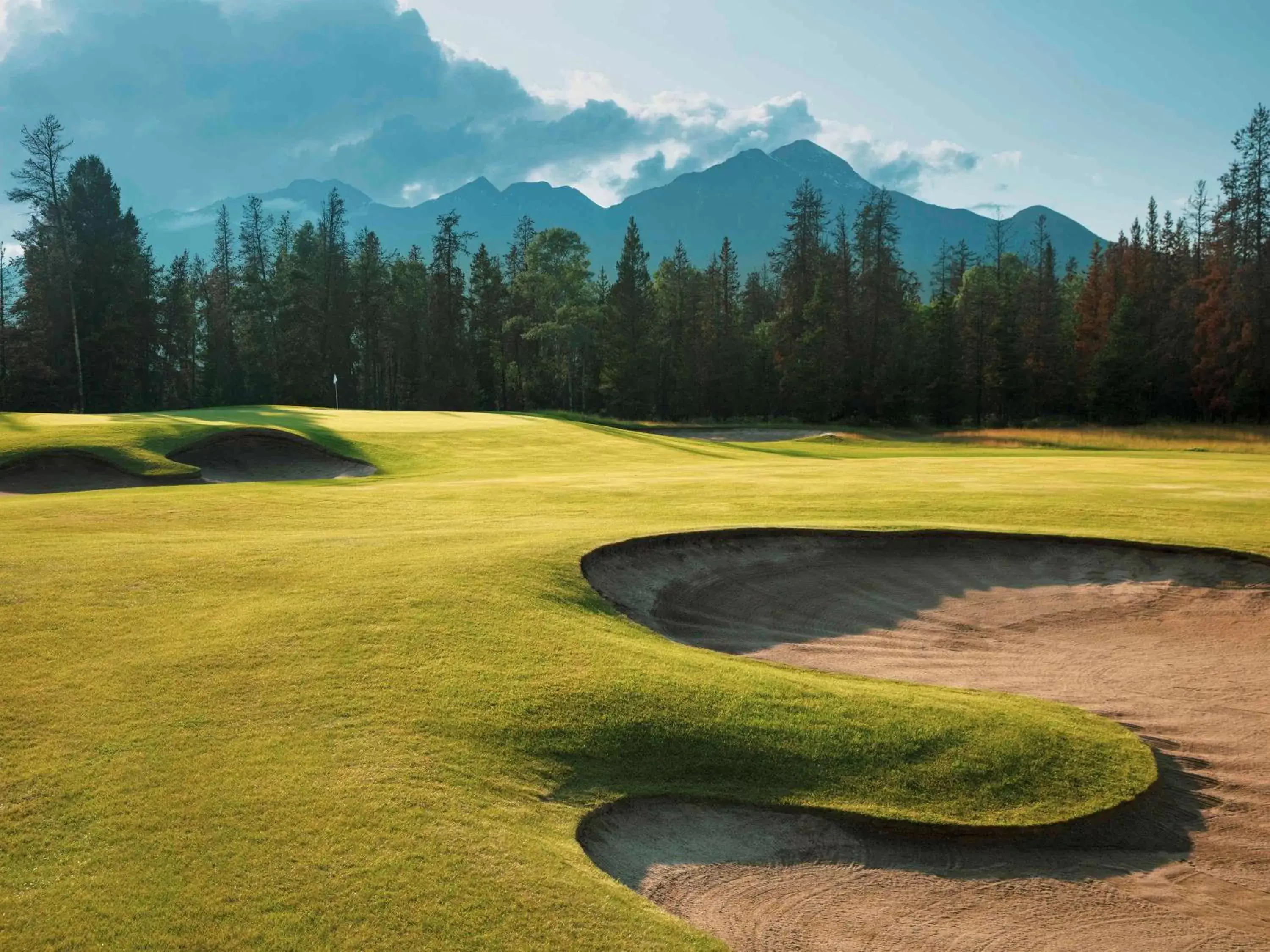 On site, Golf in Fairmont Jasper Park Lodge