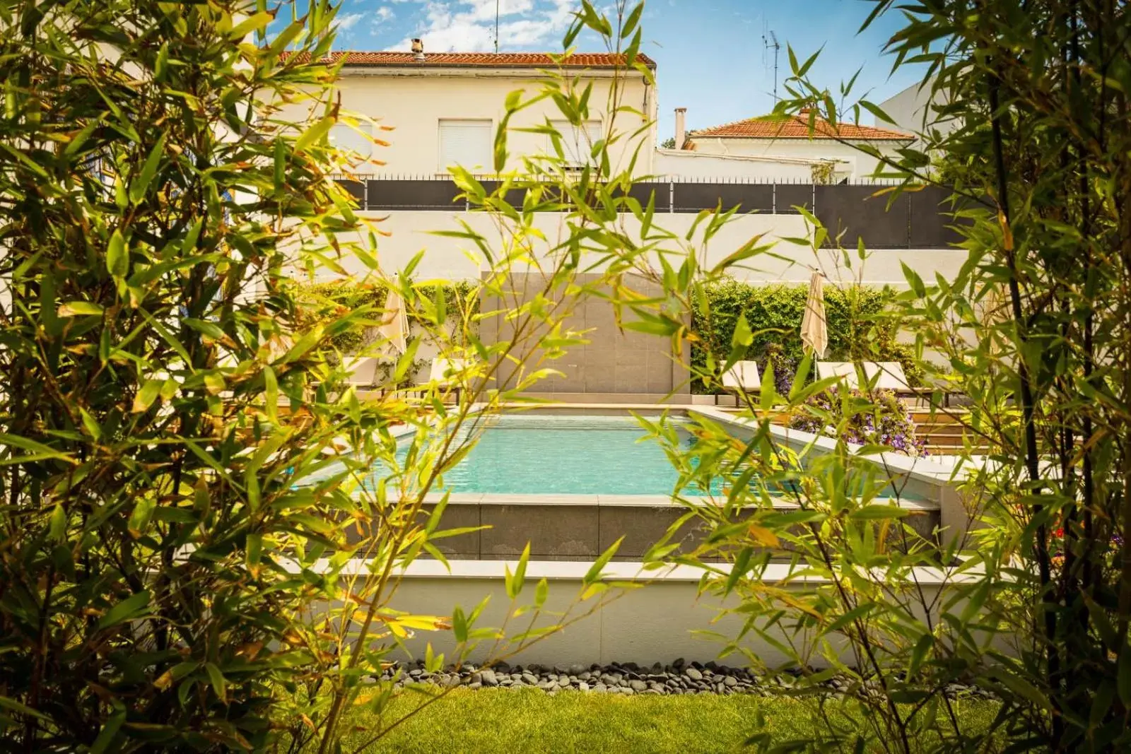 Garden, Property Building in Hôtel In Situ