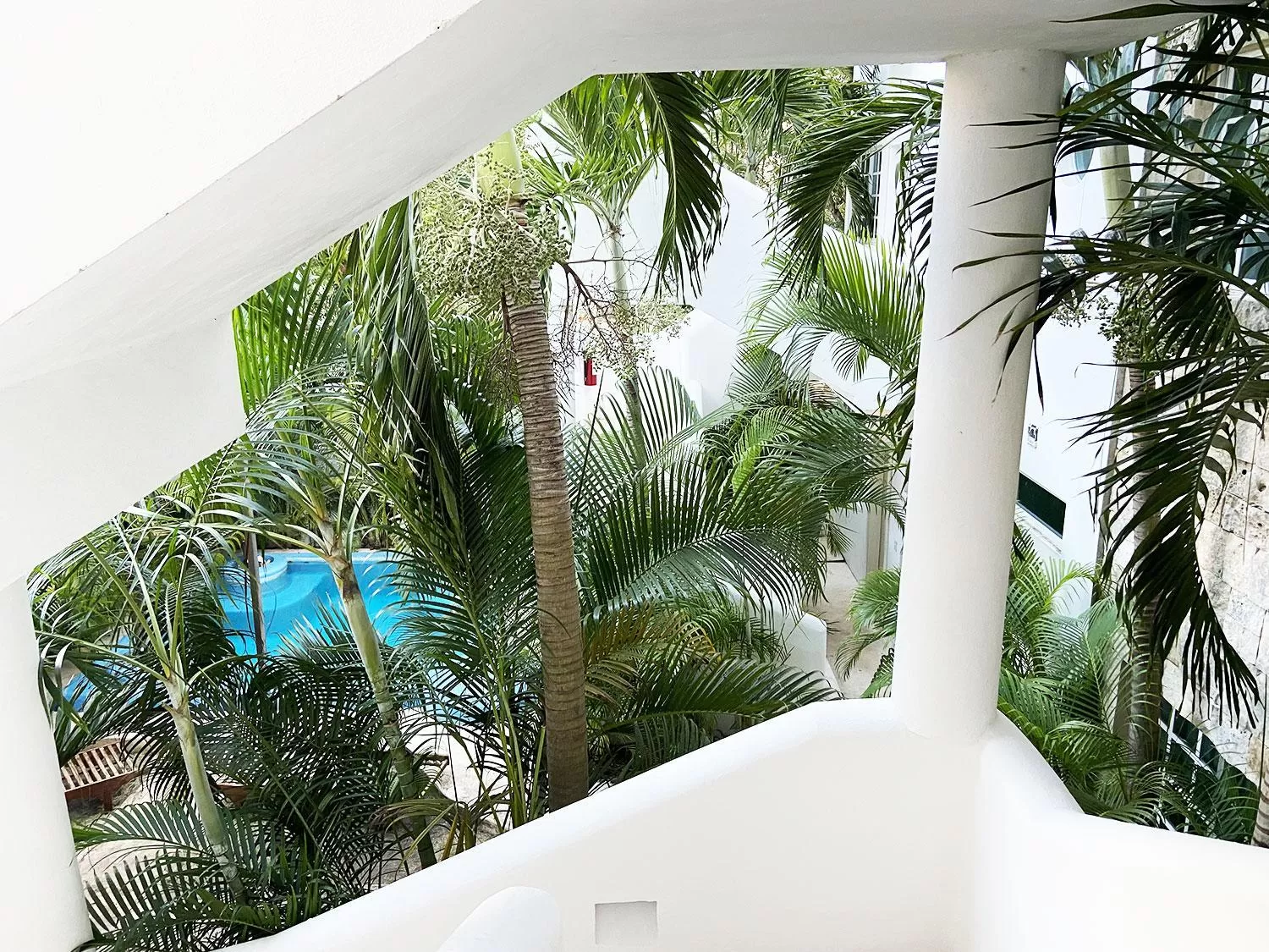 Property building in Nasim Condo Hotel con acceso BEACH CLUB GRATIS, metros 5th AVENIDA