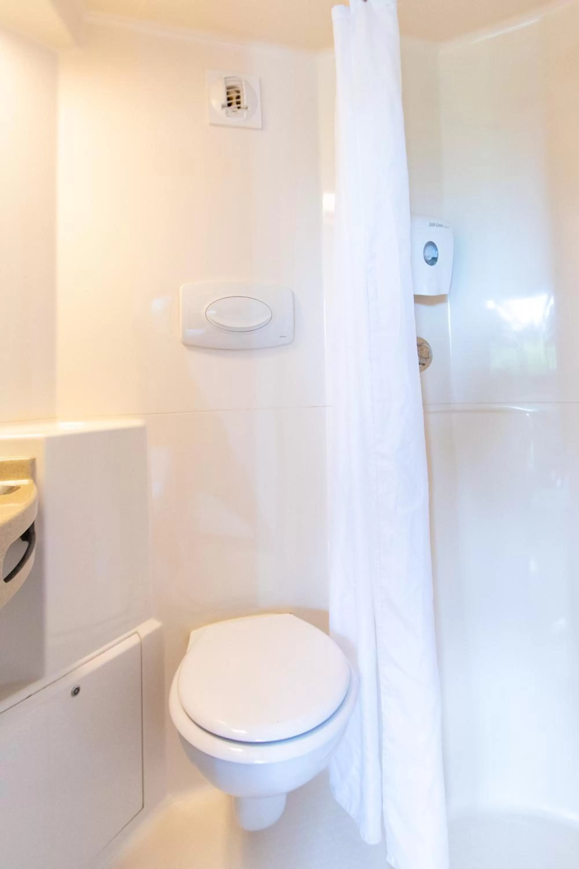 Bathroom in Premiere Classe Nevers Varennes Vauzelles