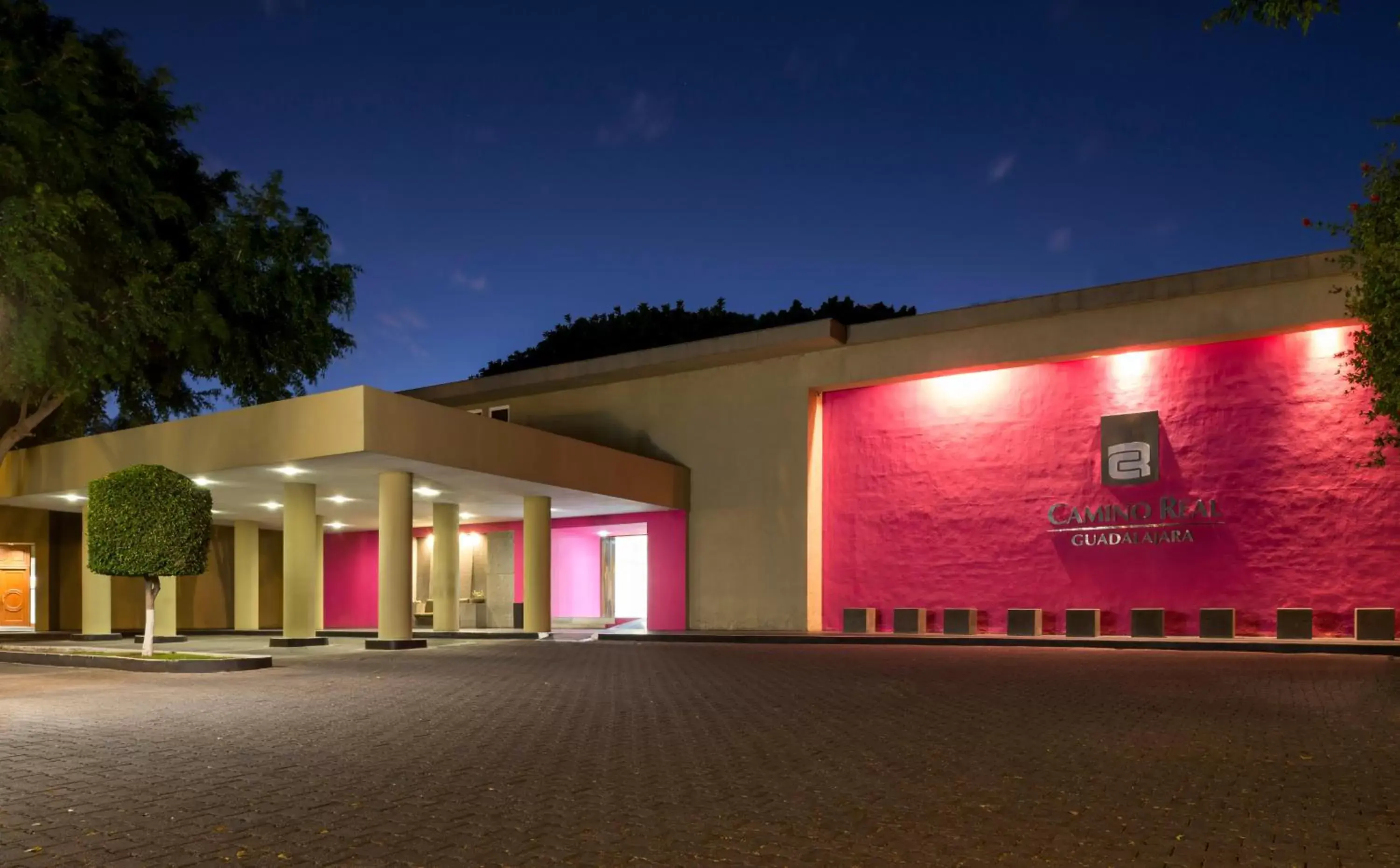 Property building in Camino Real Guadalajara Property building in Camino Real Guadalajara