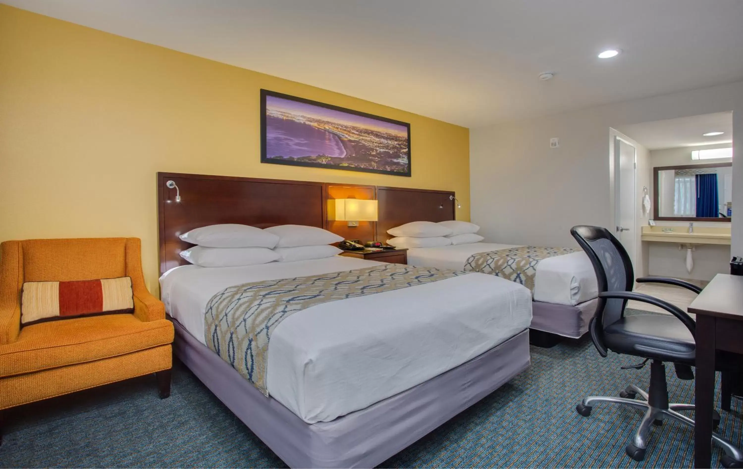 Bed in SureStay Plus Hotel by Best Western Chula Vista West