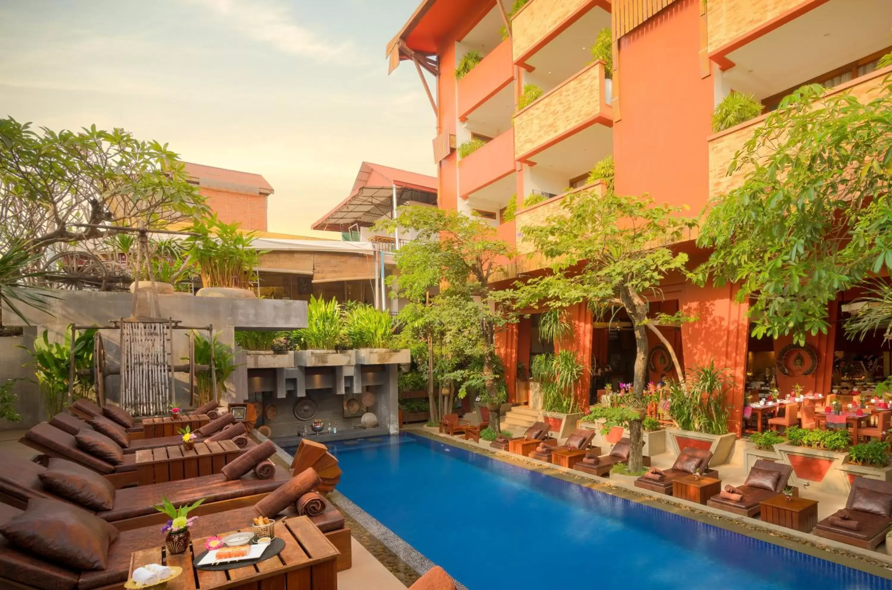 Property building in Golden Temple Residence Property building in Golden Temple Residence