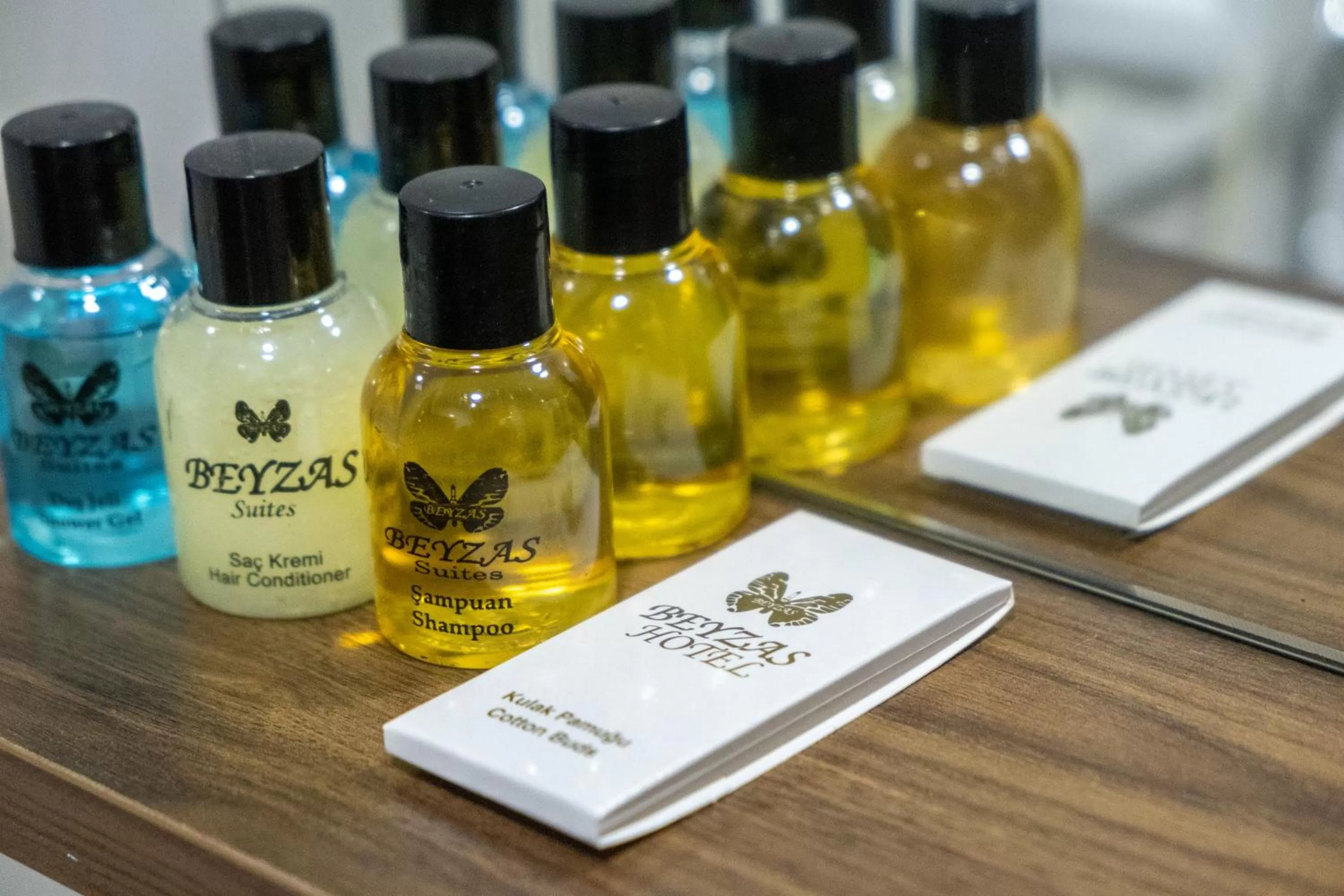 Shower in Beyzas Hotels & Suites