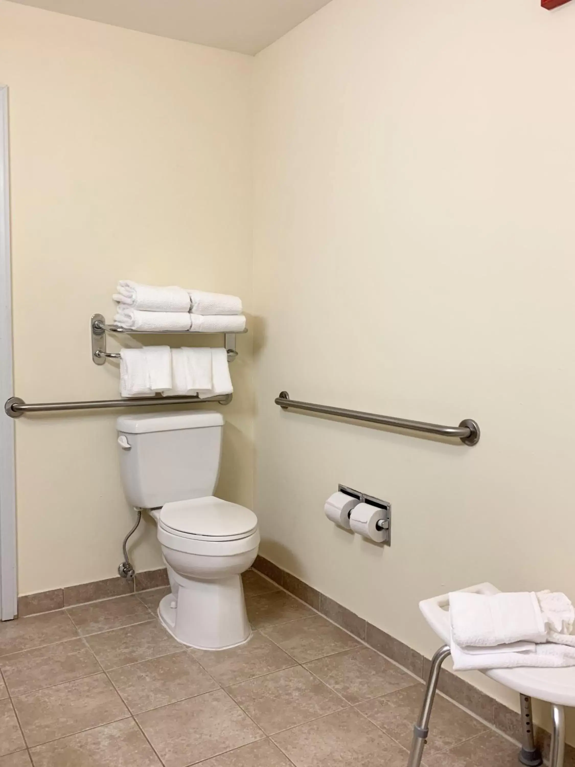 Bathroom in Staybridge Suites - Albuquerque Airport, an IHG Hotel