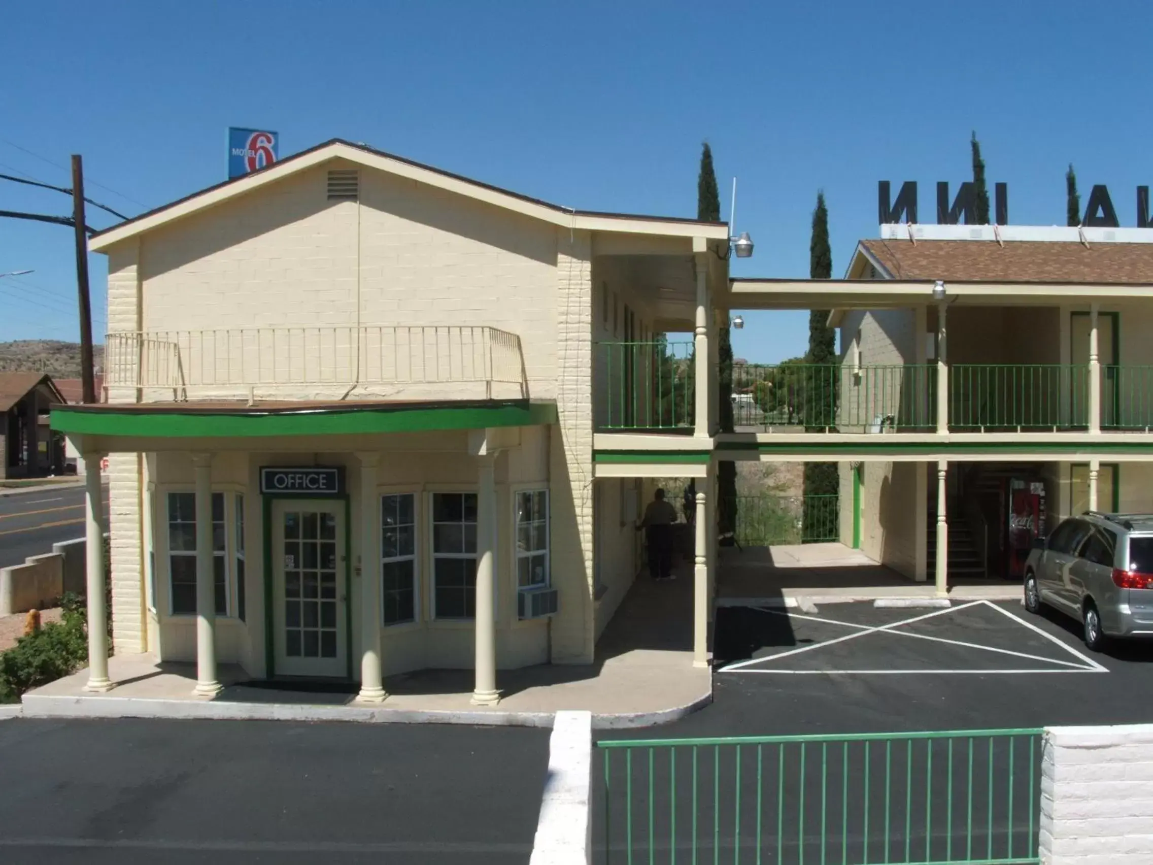 Property Building in Arizona Inn