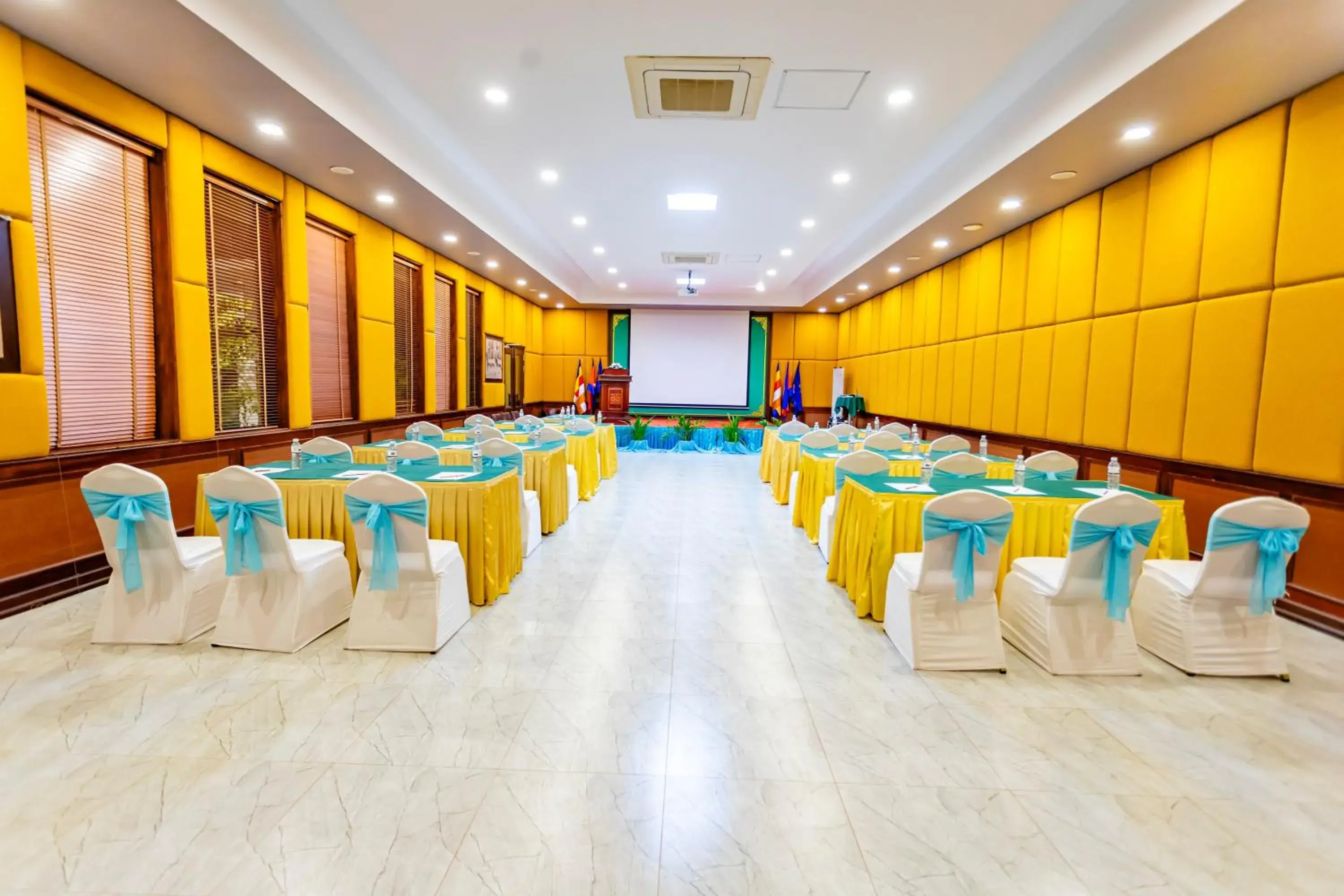 Meeting/conference room in Green Amazon Residence Hotel