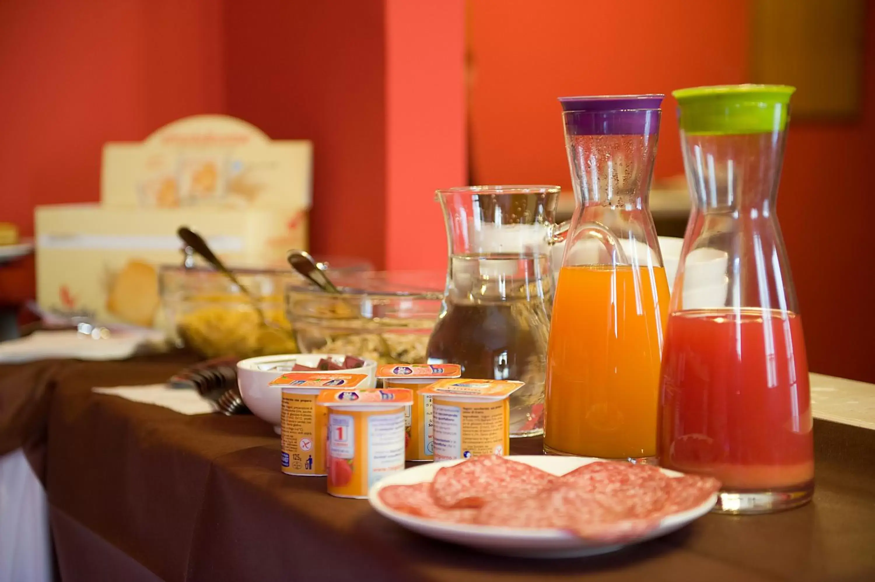 Food and drinks in Hotel Properzio Food and drinks in Hotel Properzio