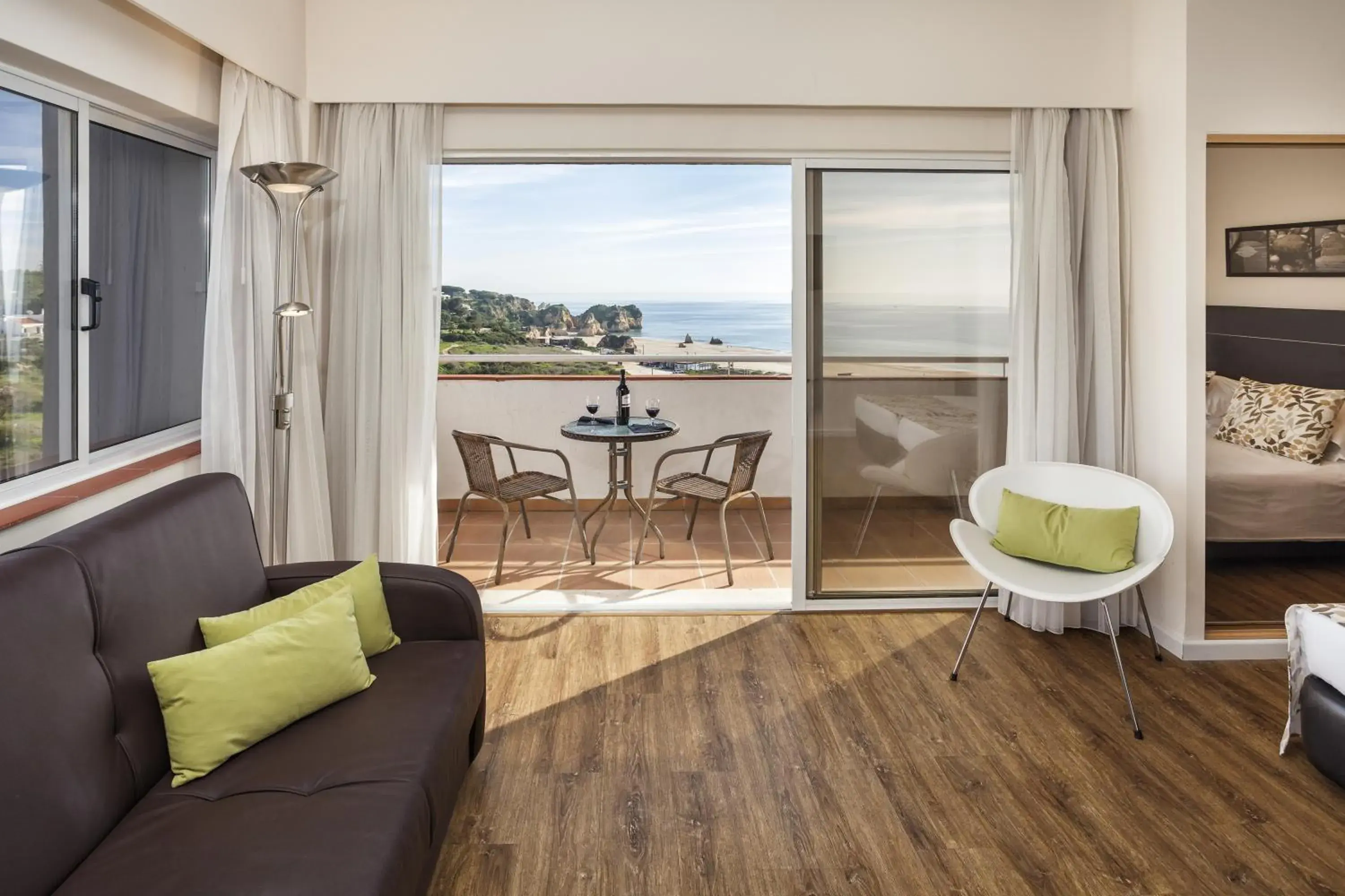 Bedroom, Seating Area in Pestana Alvor Atlantico Residences Beach Suites