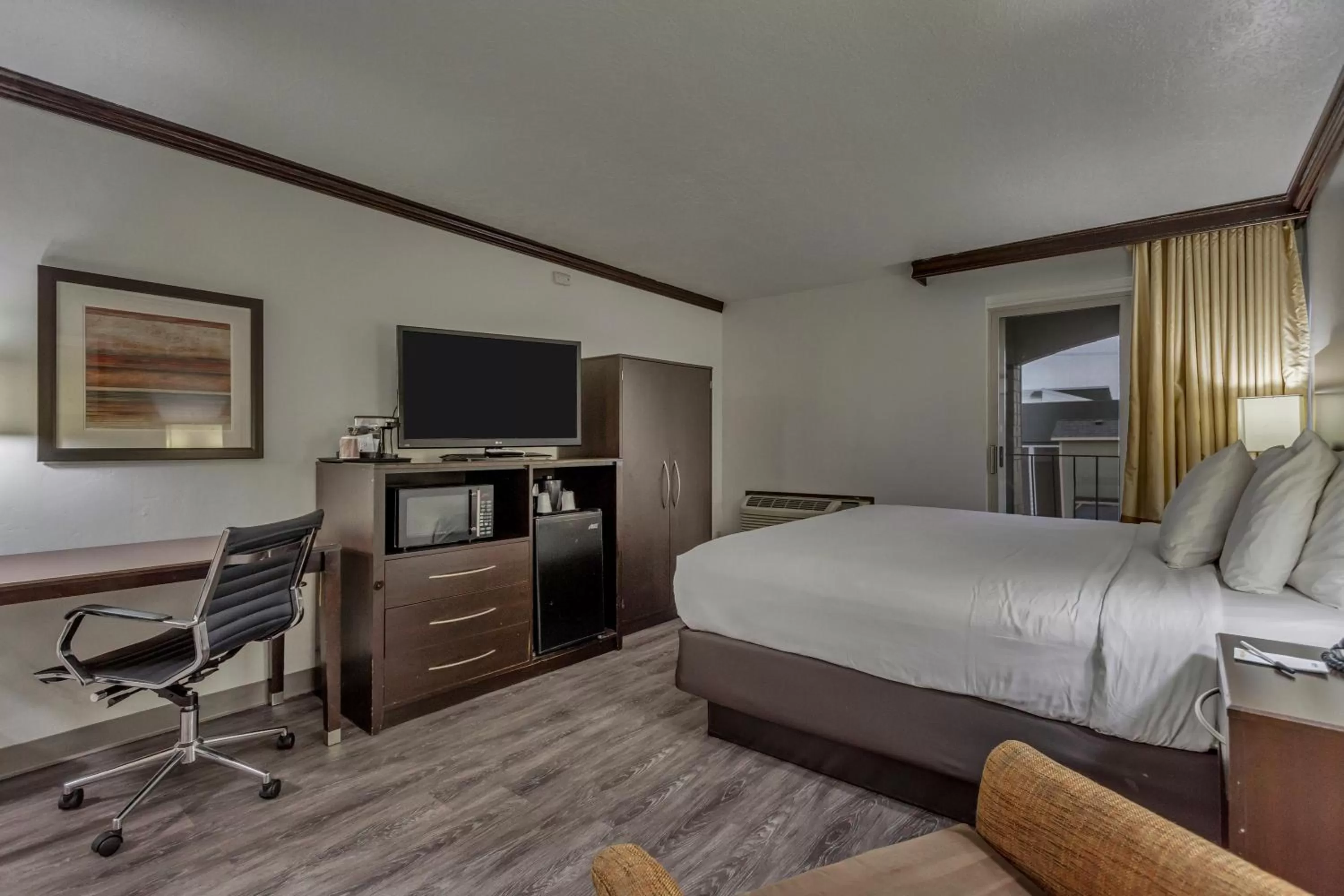 Bed in Park Inn by Radisson, Salt Lake City-Midvale