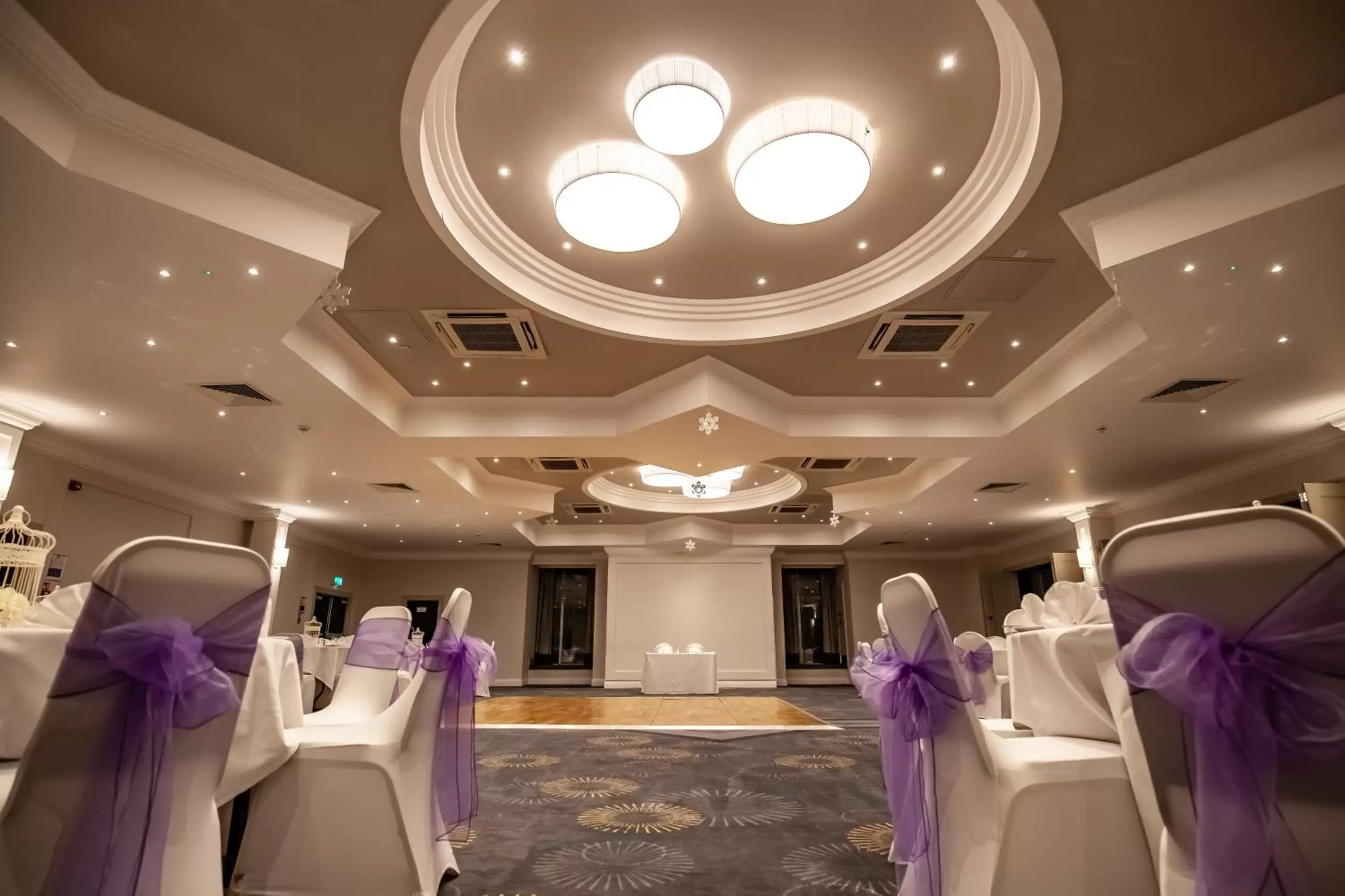 wedding, Banquet Facilities in Mercure Bedford Centre Hotel