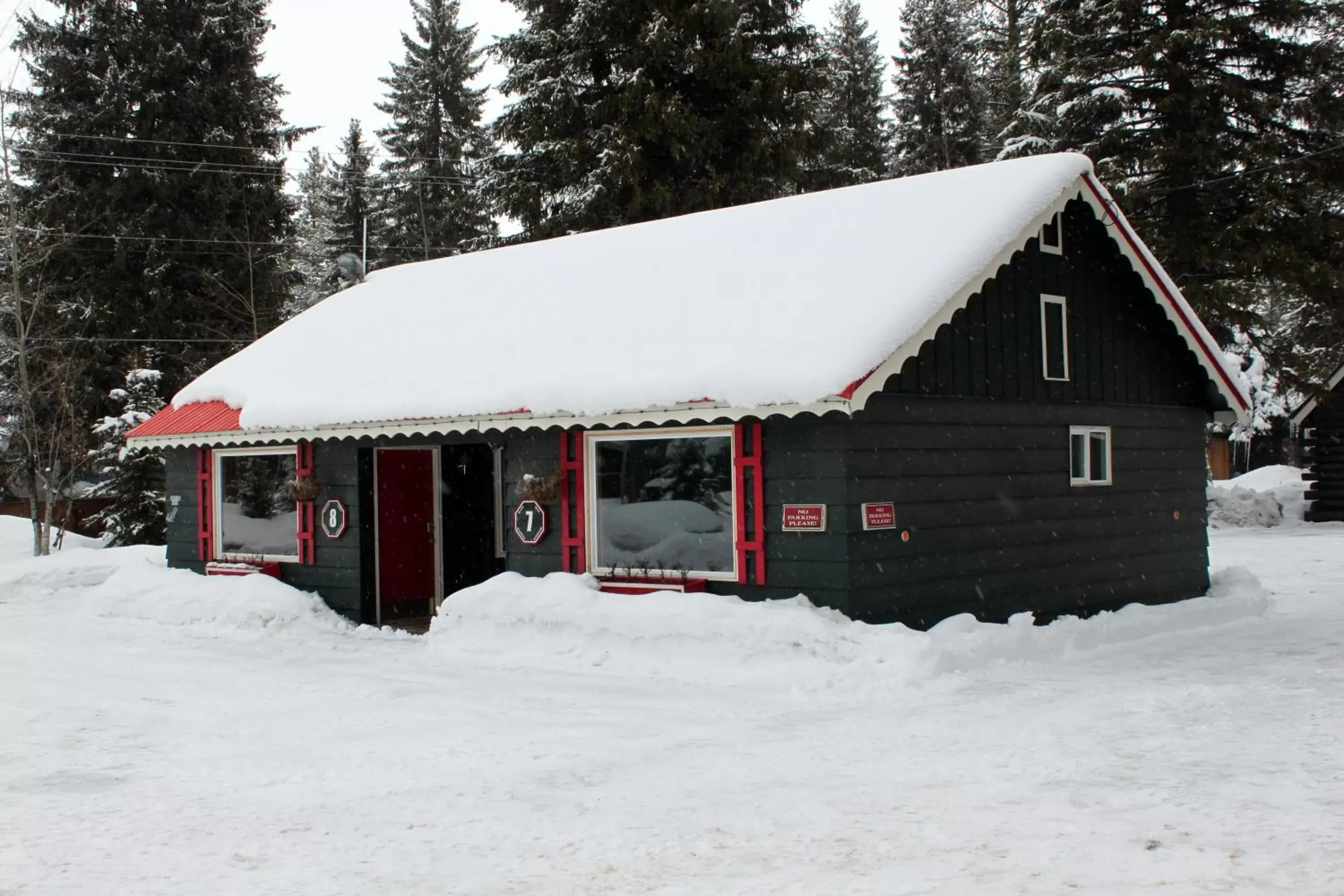 Property building, Winter in Brundage Bungalows