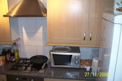 Kitchen or kitchenette, Kitchen/Kitchenette in Hotel Citystay