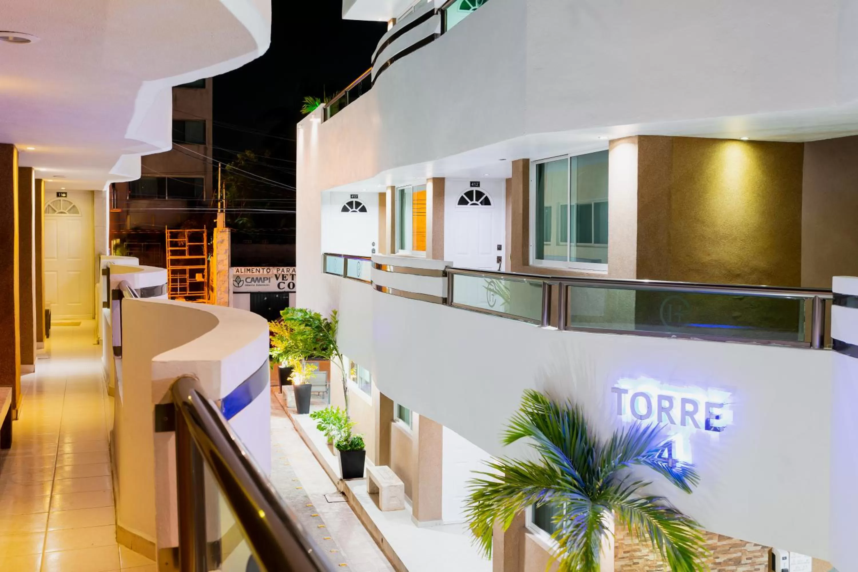 Hotel & Suites Country Valladolid