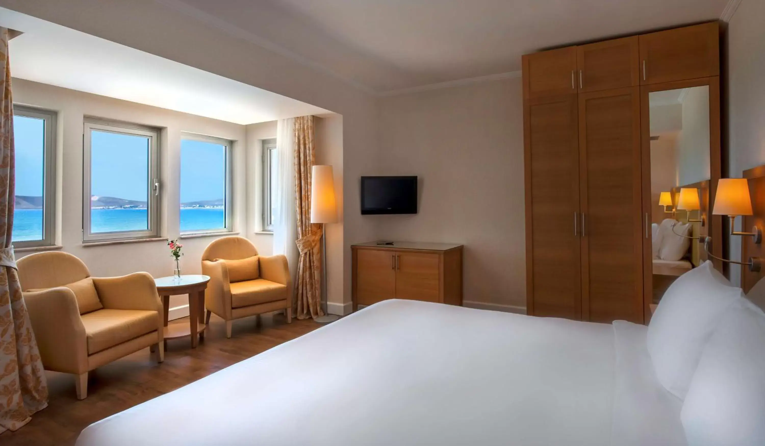 Suite with Balcony and Sea View in Radisson Blu Resort & Spa Cesme