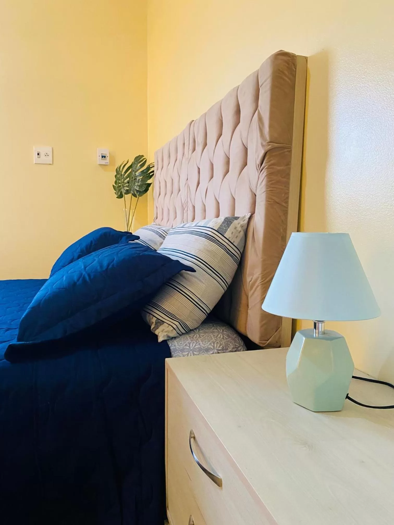 Decorative detail, Bed in Pousada Casa do Ivo Santarém