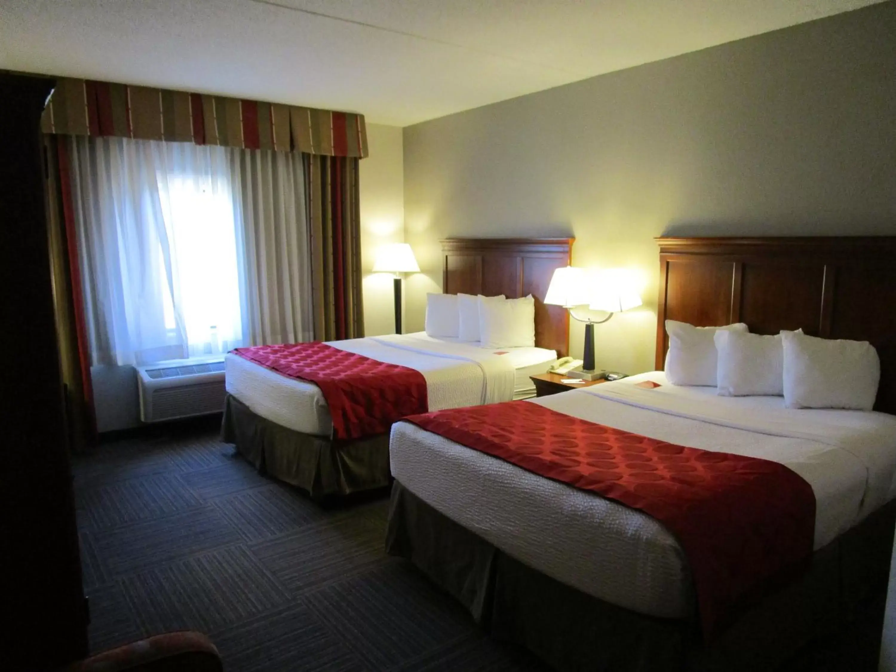 2 Queen Beds, Non-Smoking in Ramada by Wyndham Platte City KCI Airport