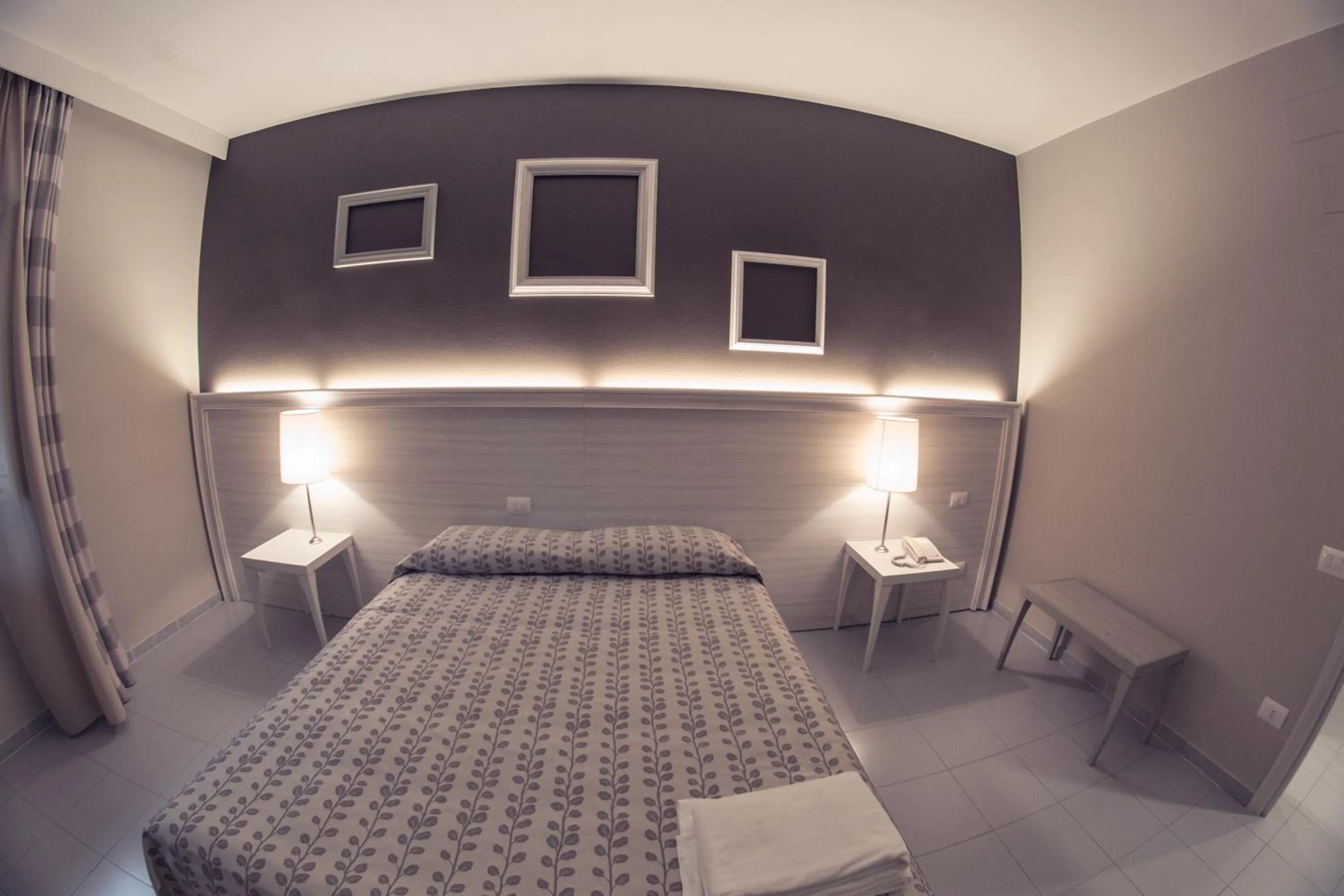 Bedroom, Bed in Hotel Degli Ulivi