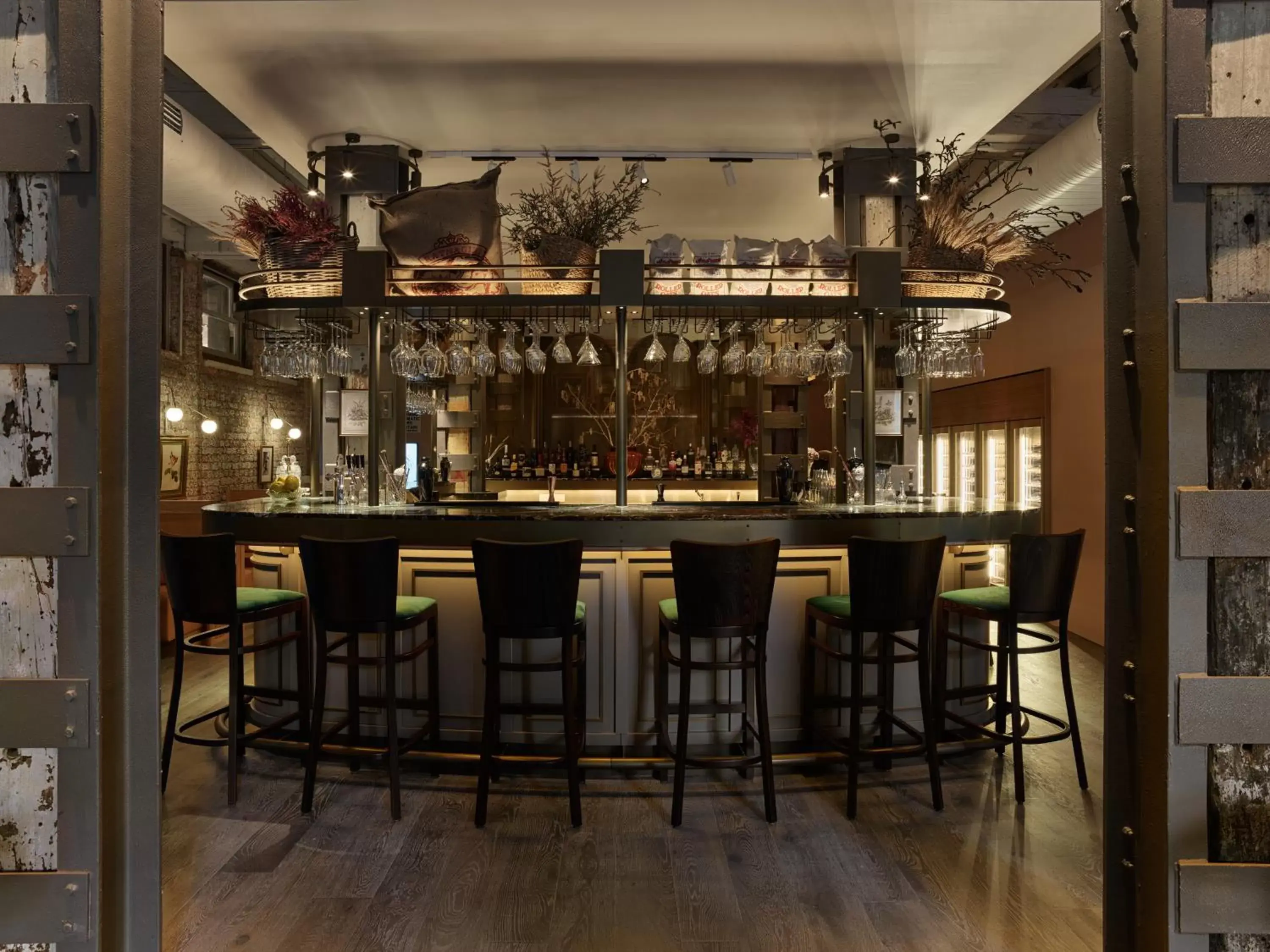 Restaurant/places to eat, Lounge/Bar in The Porter House Hotel Sydney - MGallery