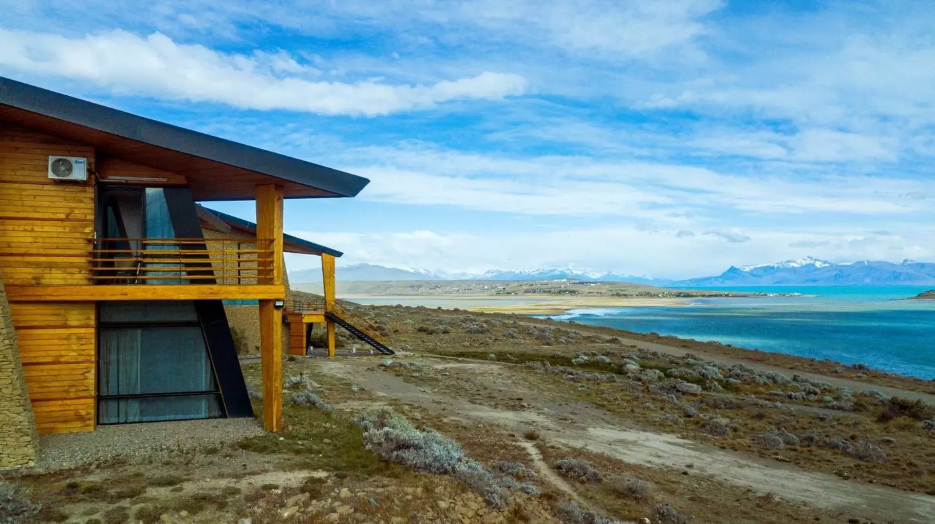 Natural landscape, Beach in Design Suites Calafate